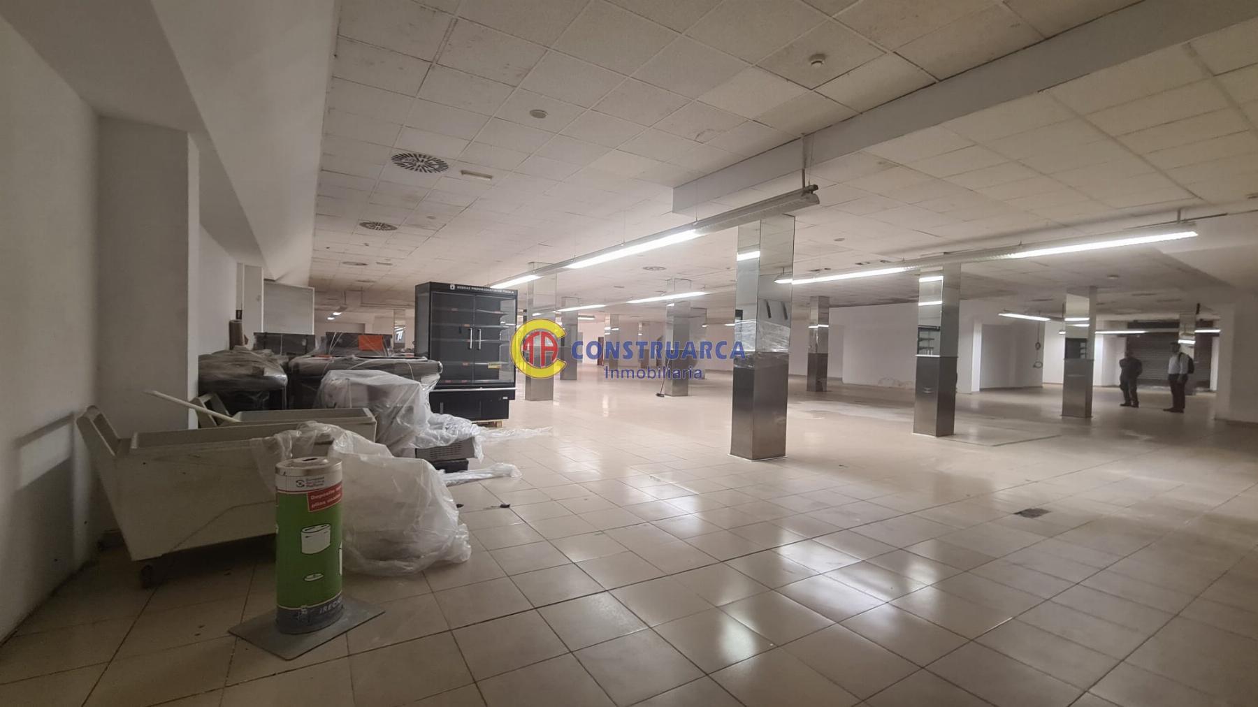 Venta de local comercial en Talavera de la Reina