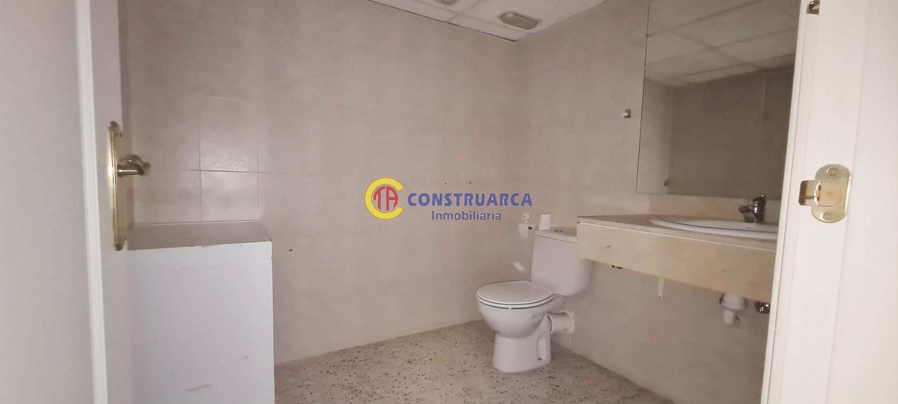 For rent of office in Talavera de la Reina