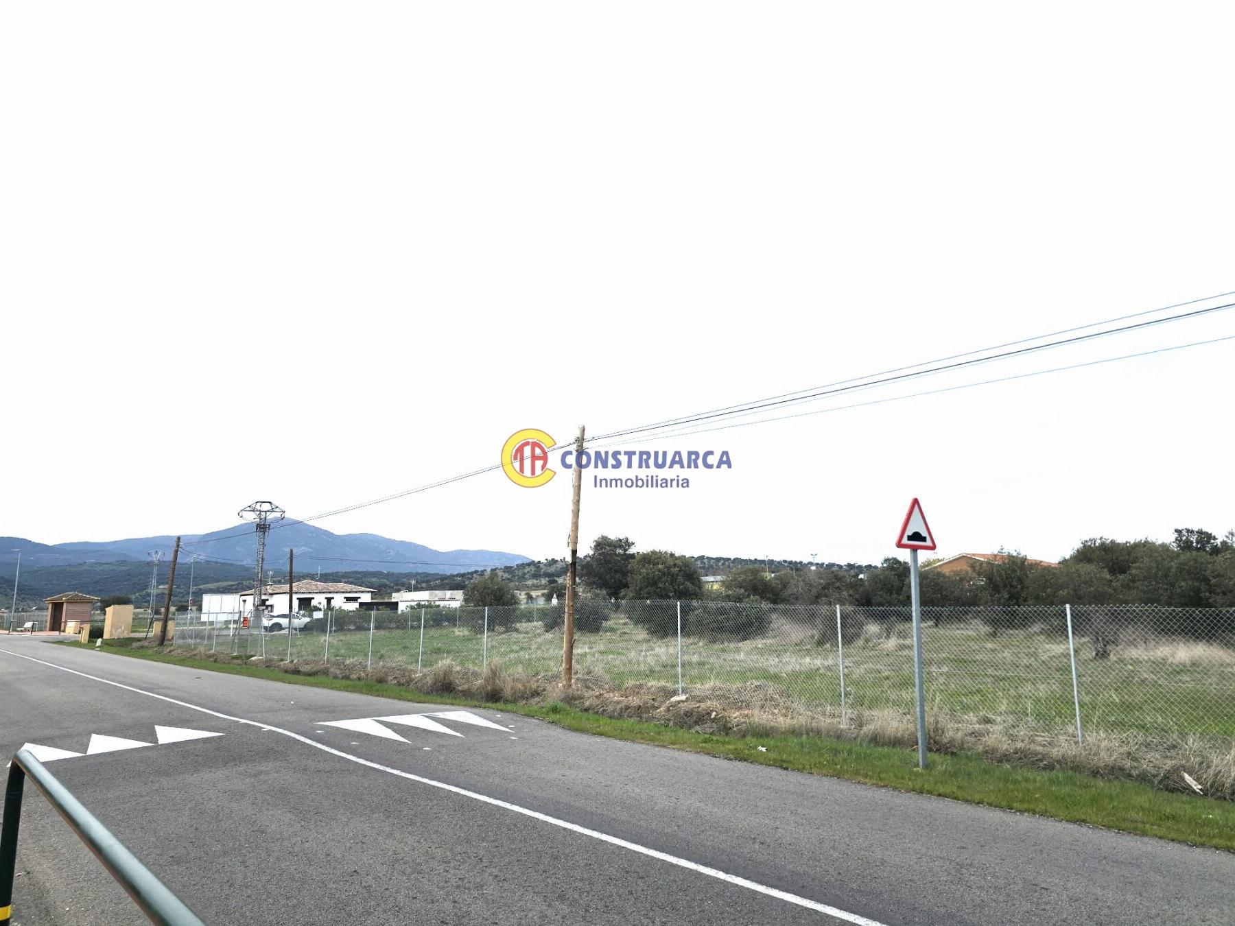 Venta de terreno en San Román de los Montes