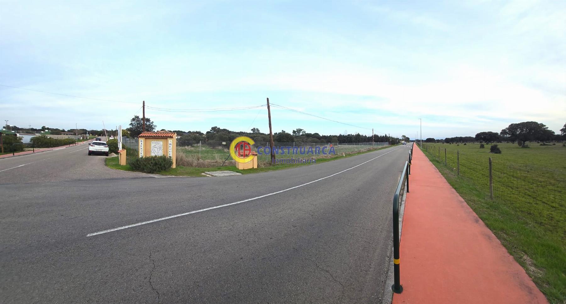 Venta de terreno en San Román de los Montes