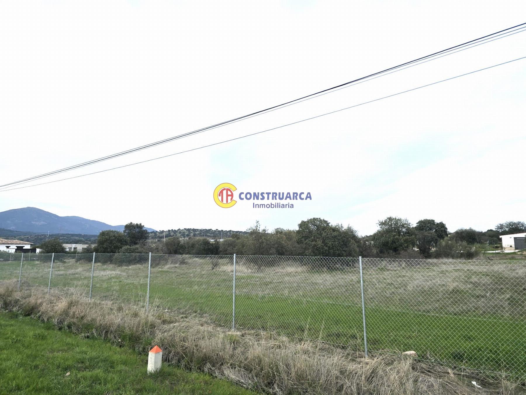 Venta de terreno en San Román de los Montes