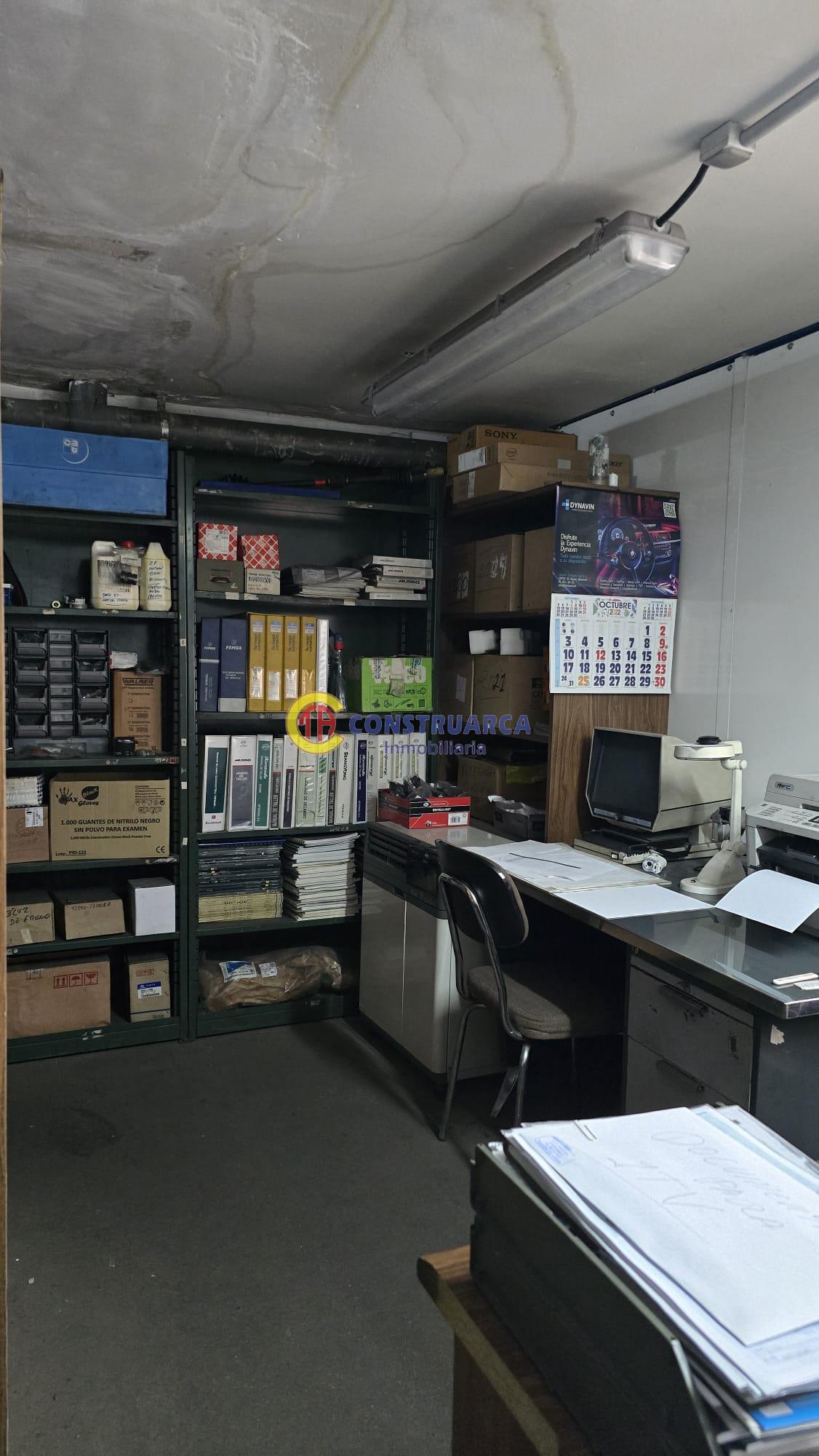 Venta de nave en Talavera de la Reina