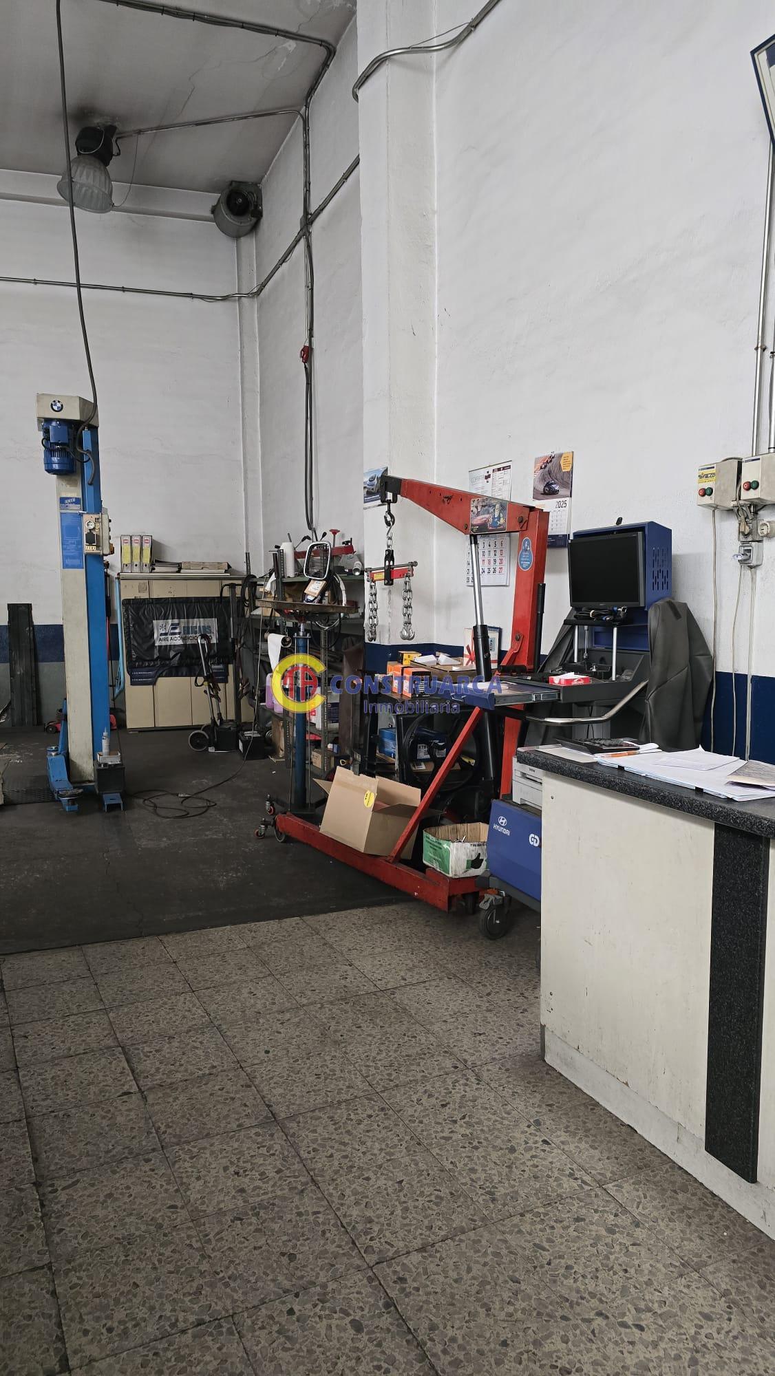 Venta de nave en Talavera de la Reina