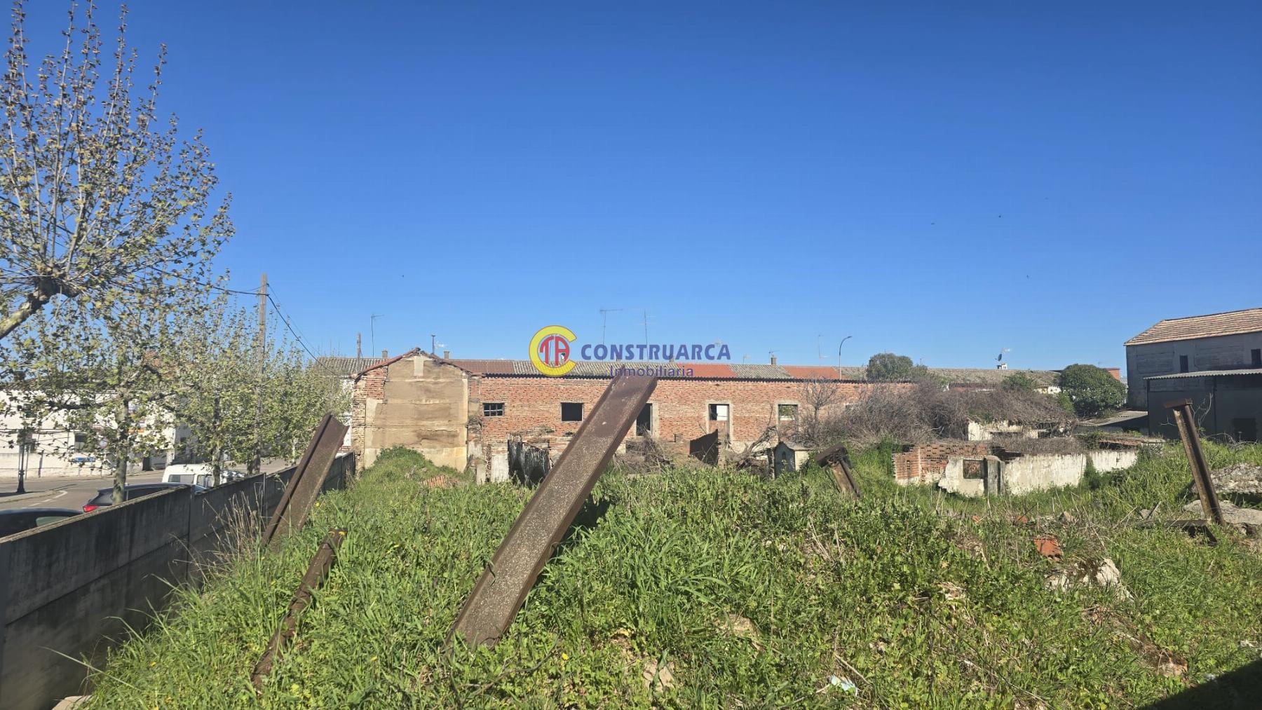 Venta de terreno en Velada