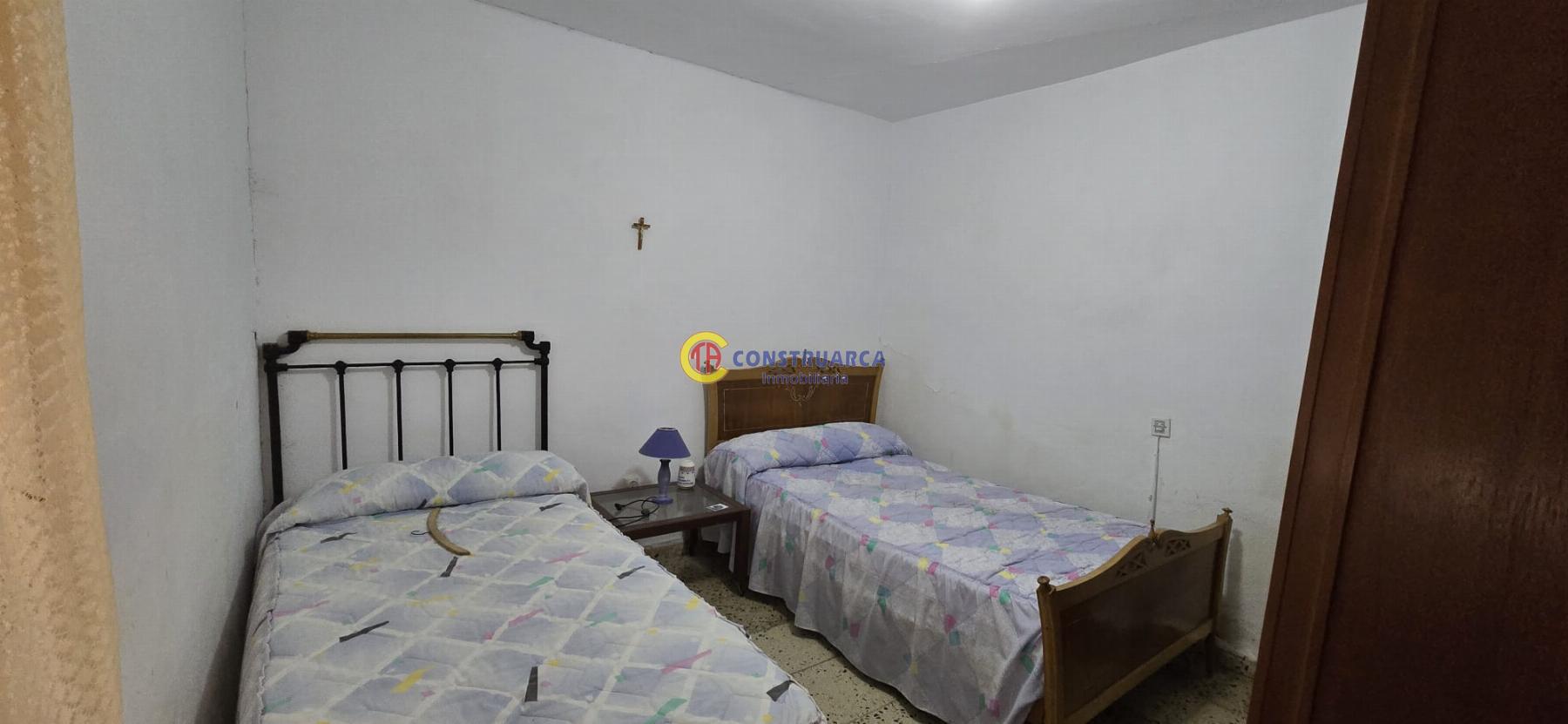 Venta de casa en Erustes