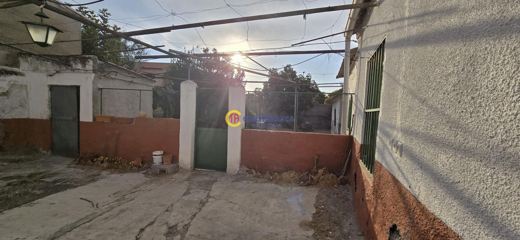 Venta de casa en Erustes