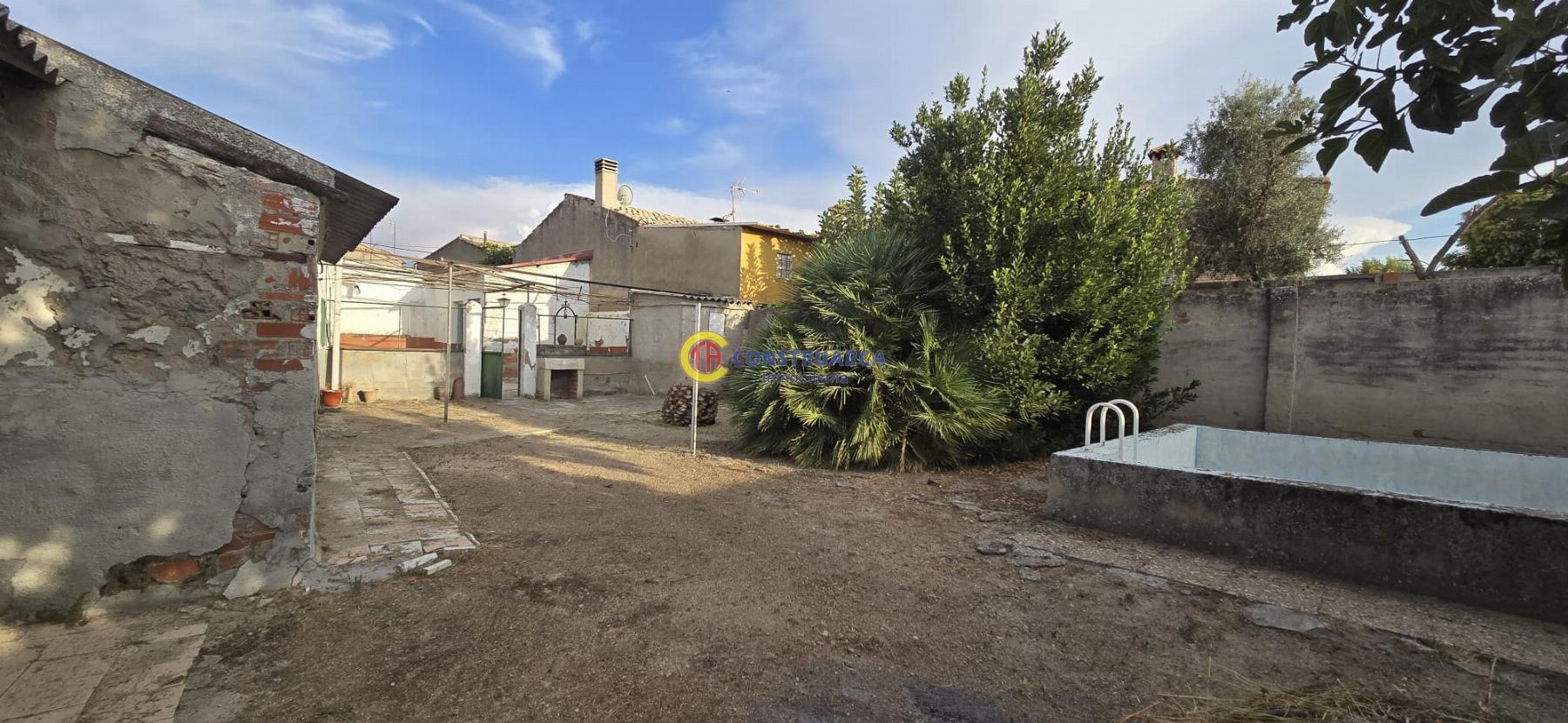 Venta de casa en Erustes