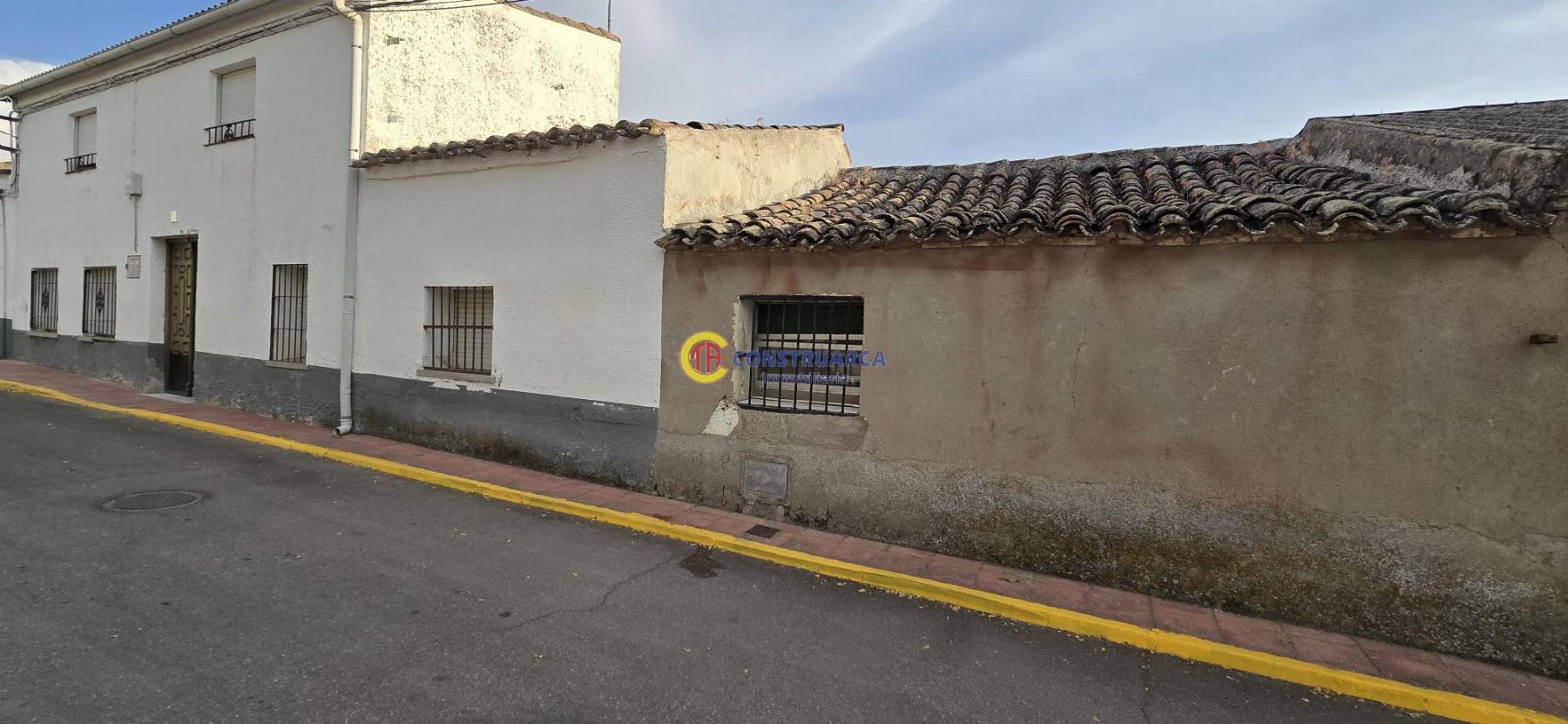 Venta de casa en Erustes