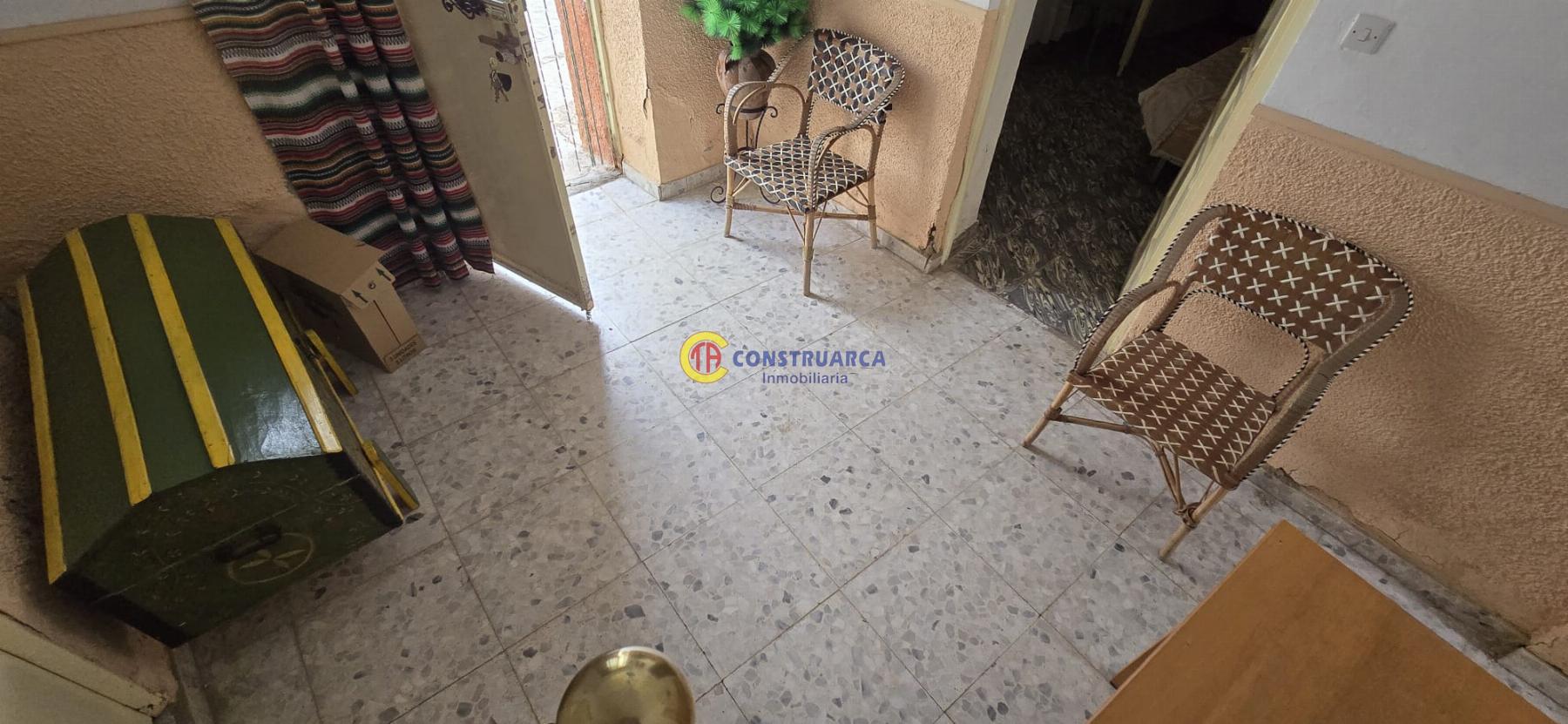 Venta de casa en Erustes