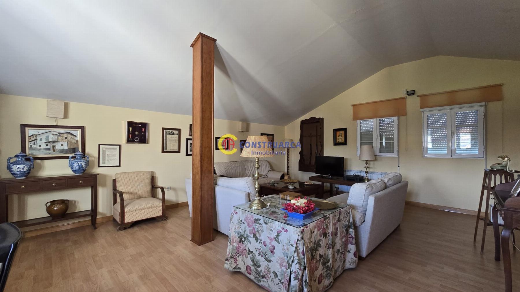 Venta de chalet en Talavera de la Reina