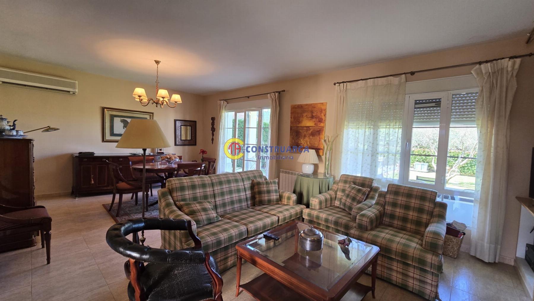 Venta de chalet en Talavera de la Reina