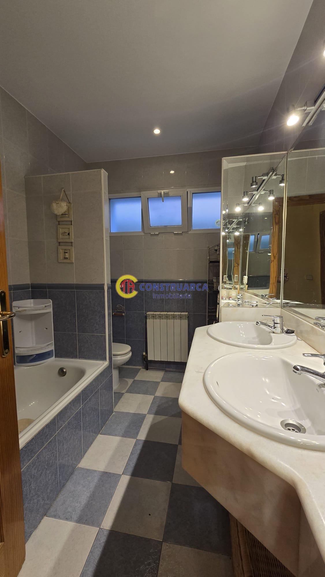 Venta de chalet en Talavera de la Reina