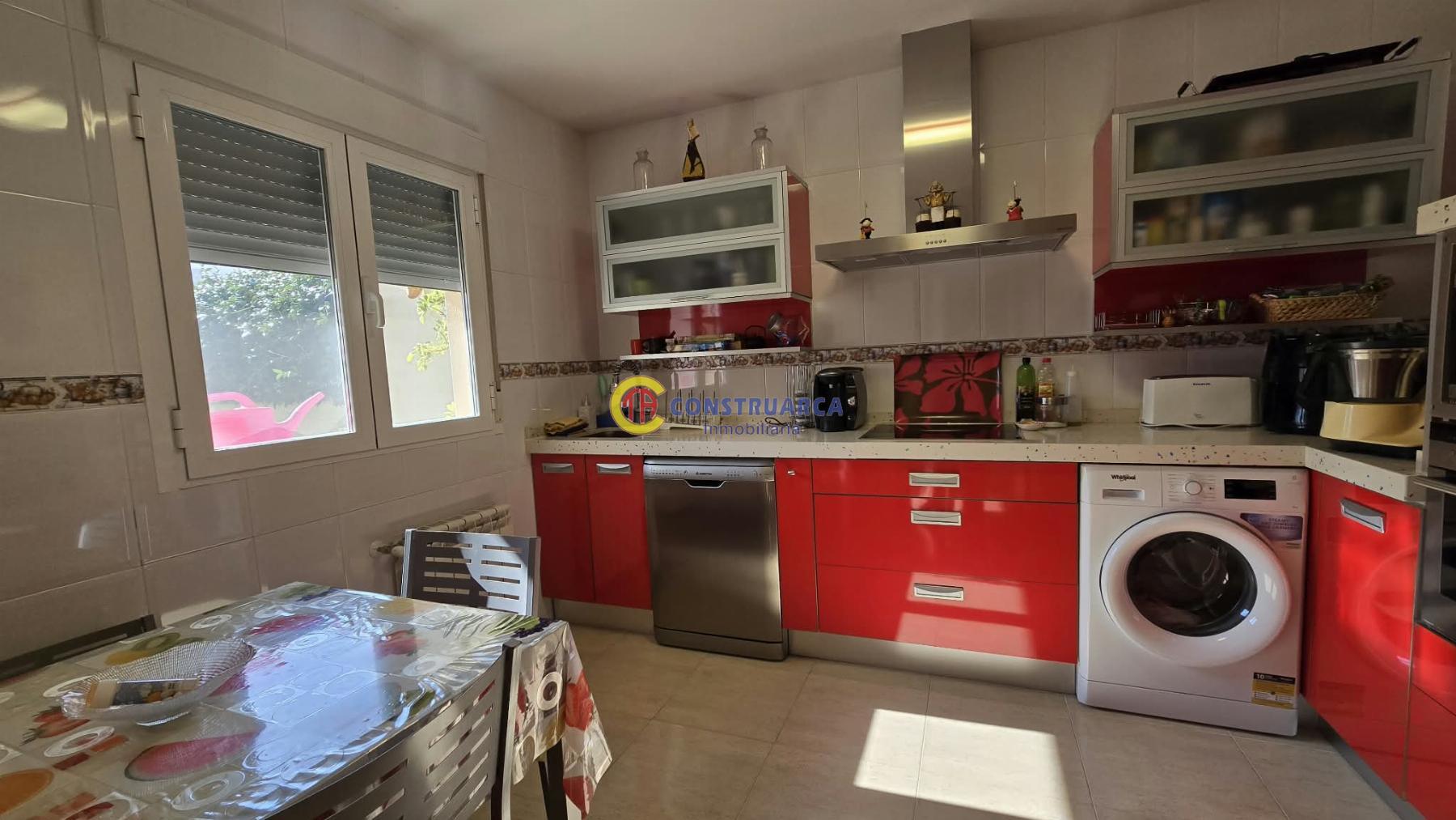 Venta de chalet en Montesclaros
