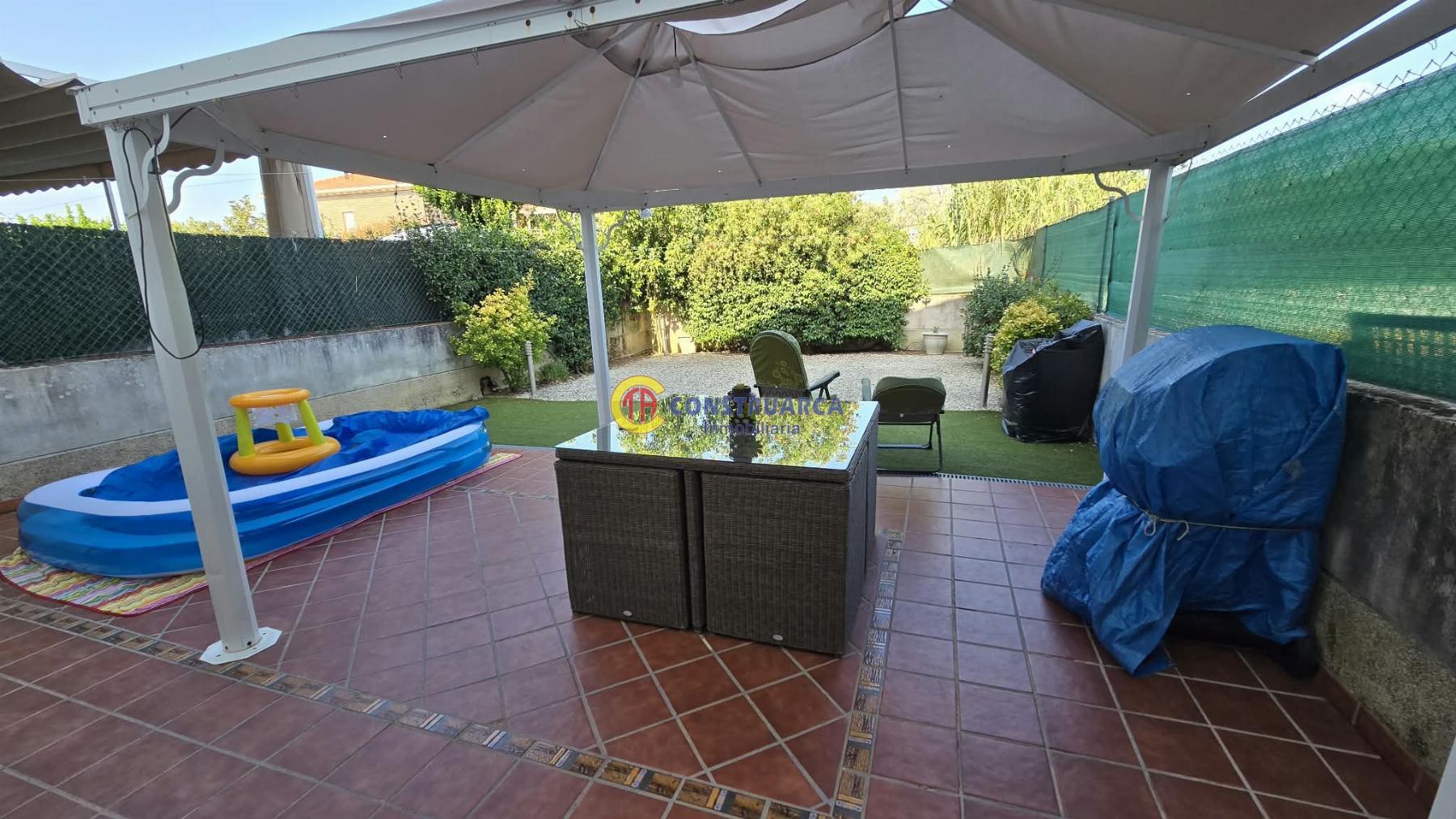 Venta de chalet en Montesclaros