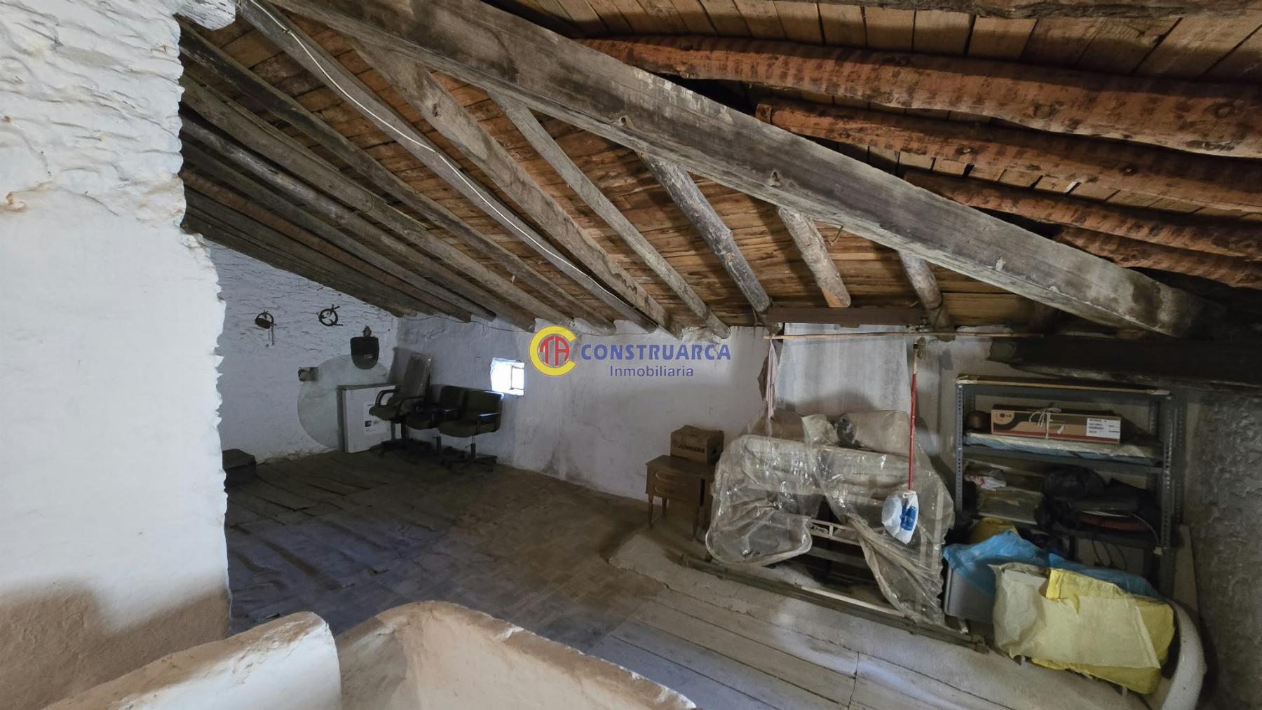 Venta de casa en Valdelacasa de Tajo