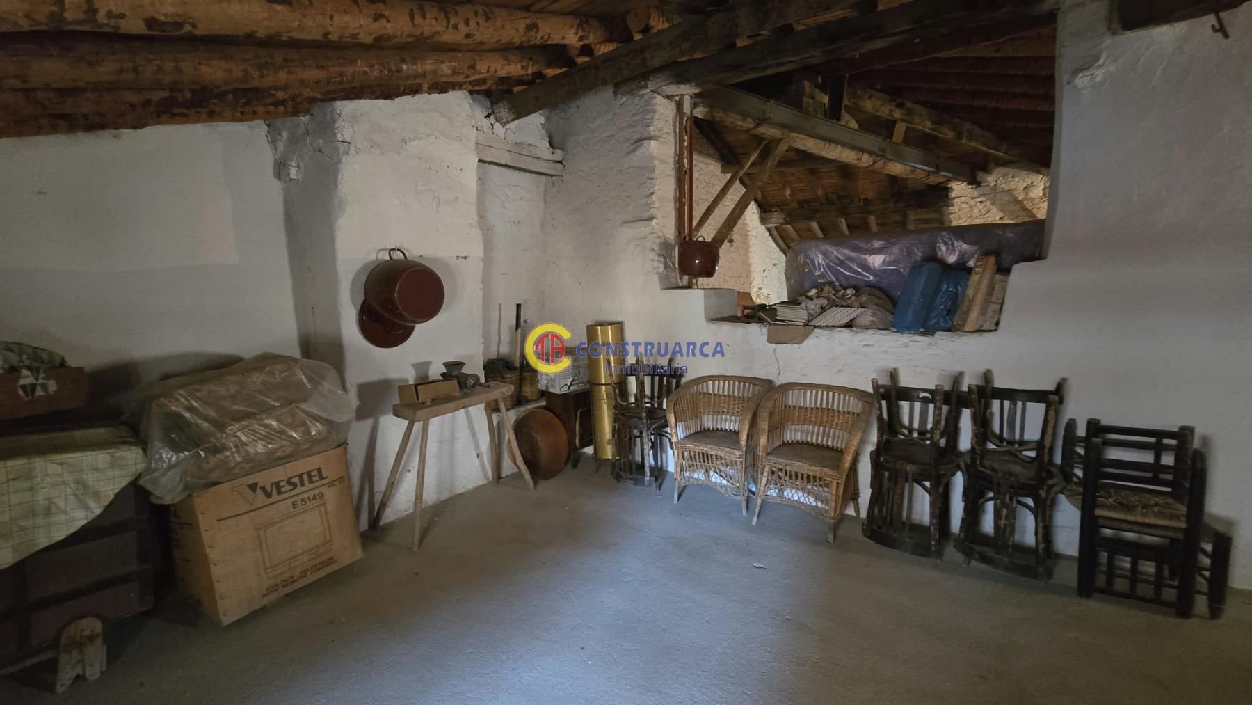 Venta de casa en Valdelacasa de Tajo