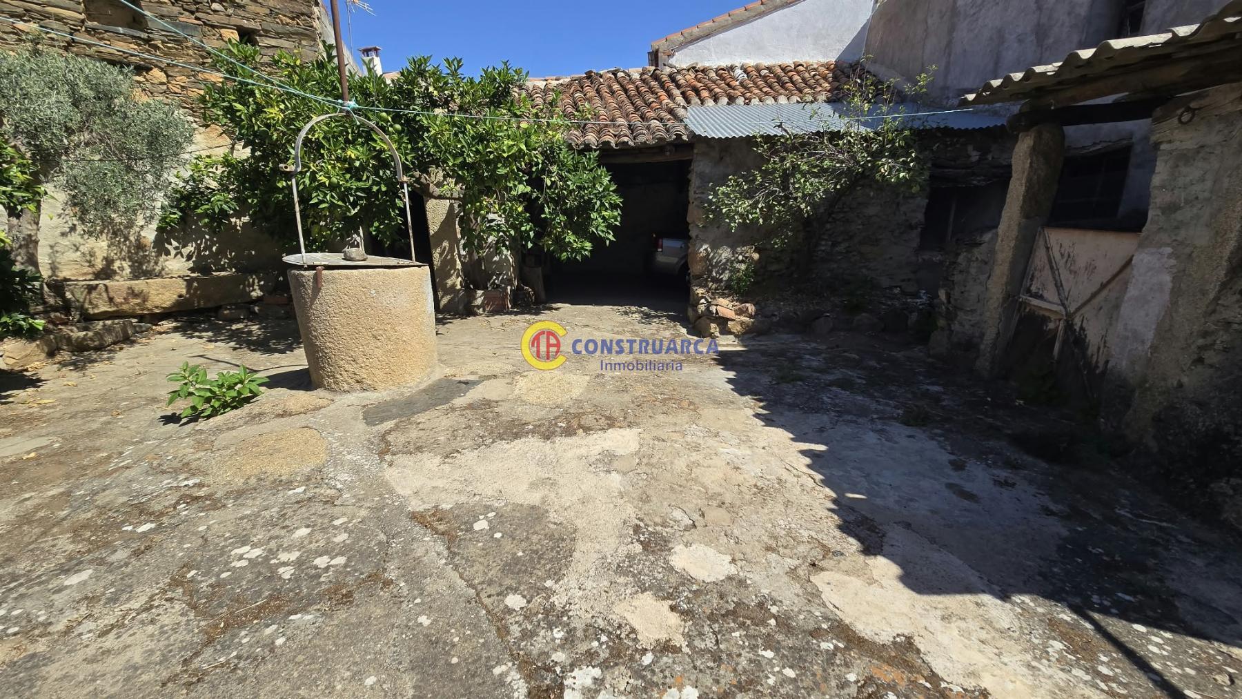 Venta de casa en Valdelacasa de Tajo