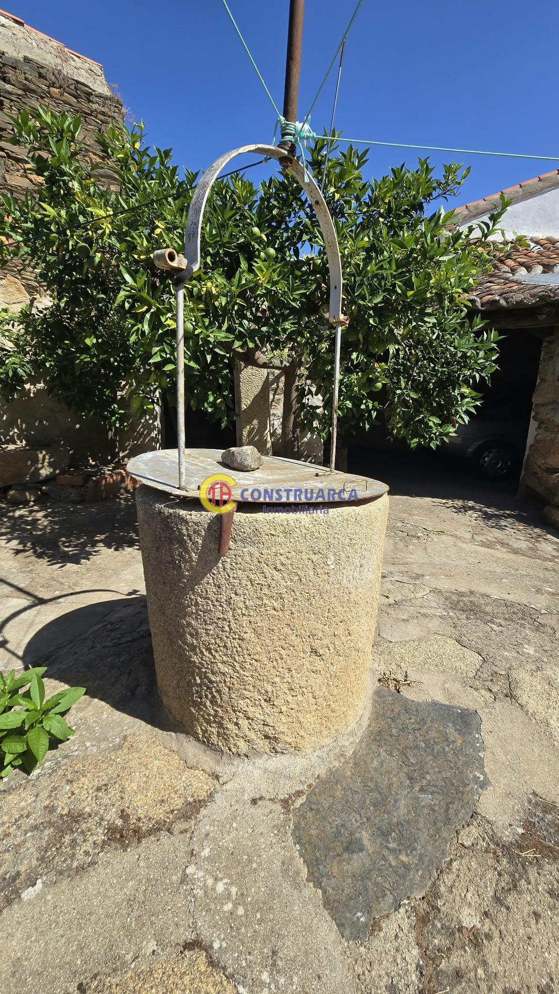 Venta de casa en Valdelacasa de Tajo