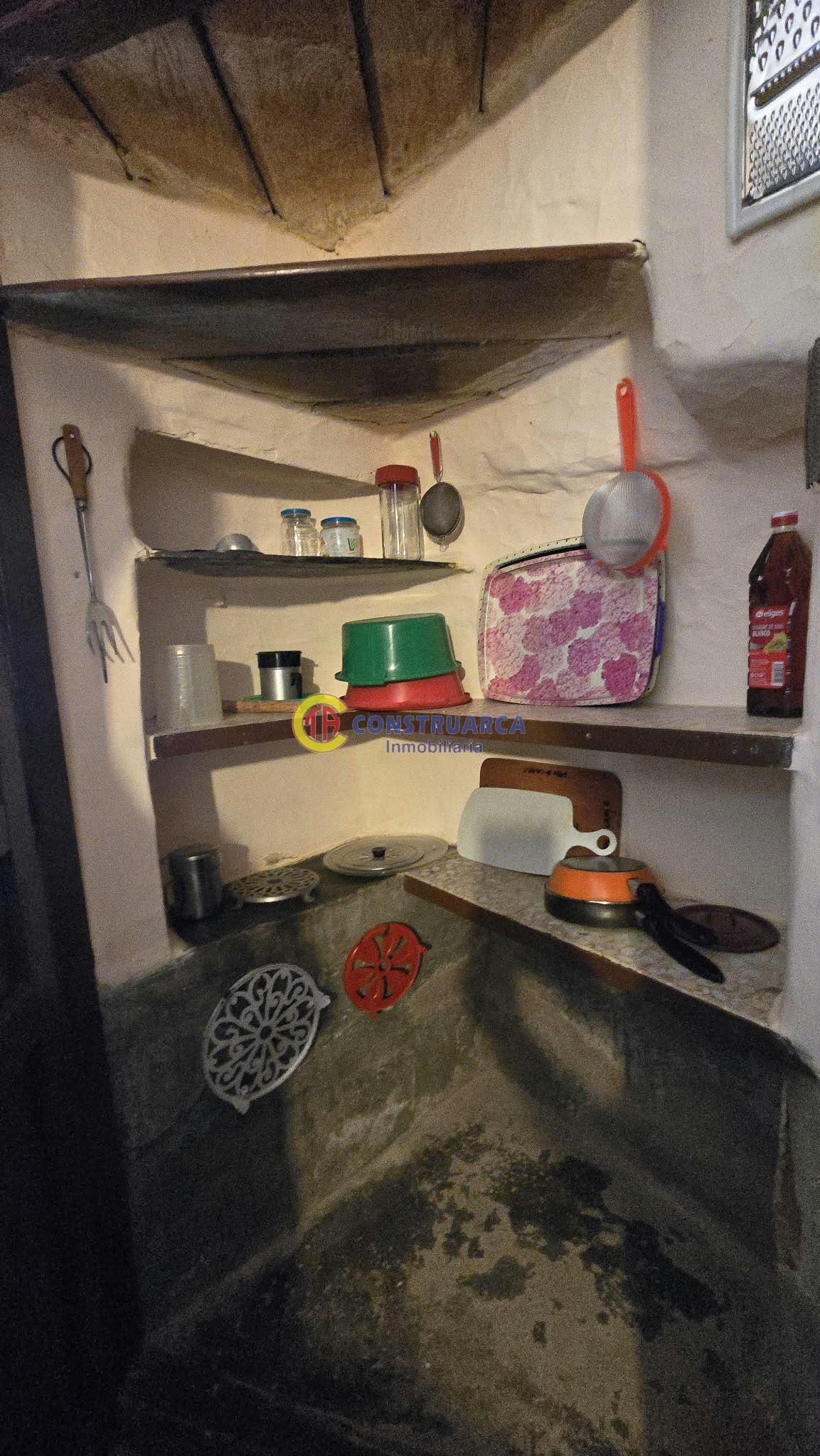 Venta de casa en Valdelacasa de Tajo