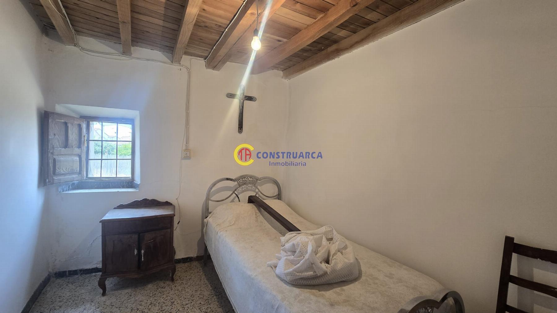 Venta de casa en Caleruela