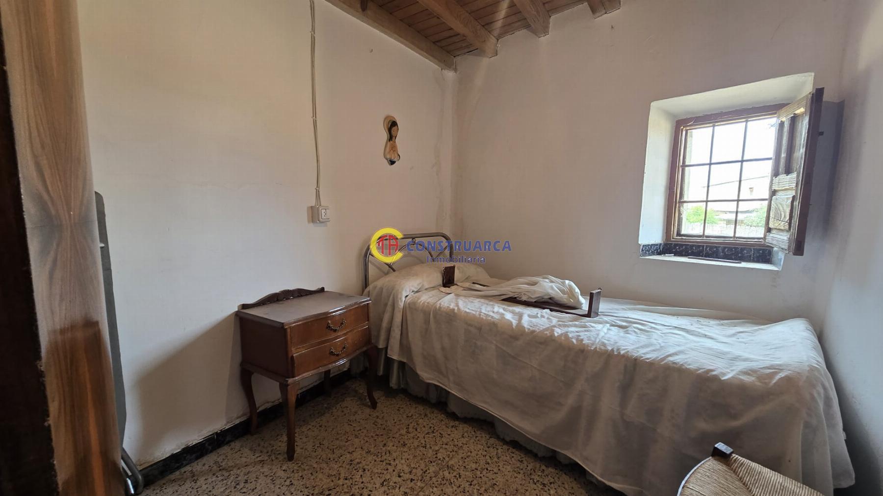 Venta de casa en Caleruela