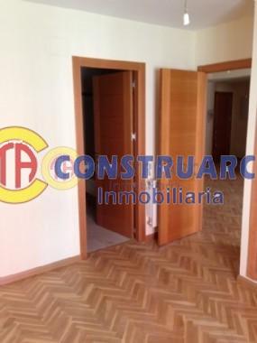 For sale of flat in Talavera de la Reina