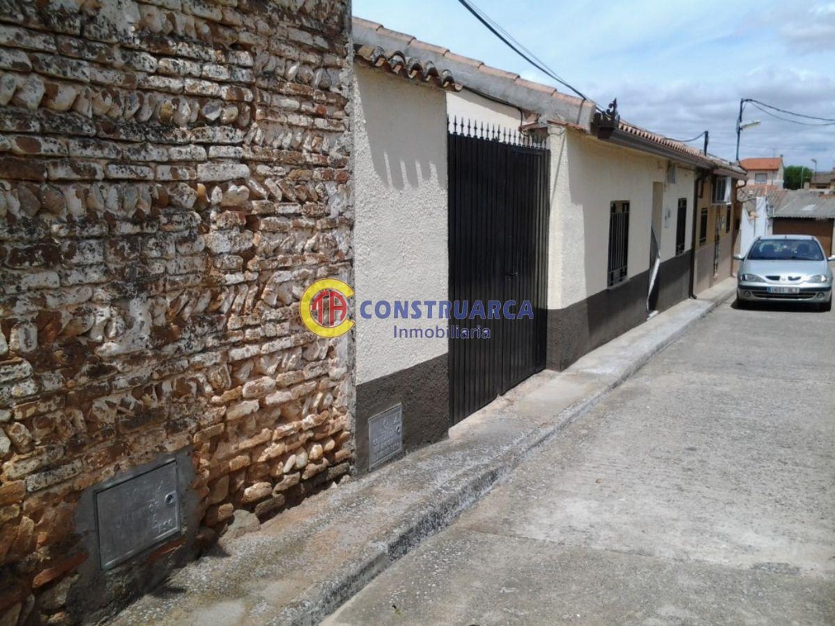 Venta de casa en Lucillos