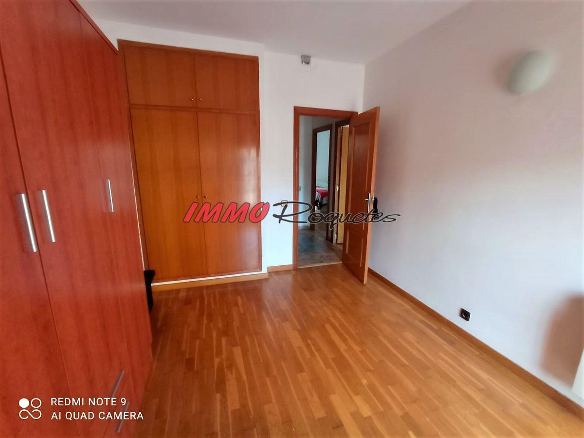 For sale of flat in Vilanova i la Geltrú