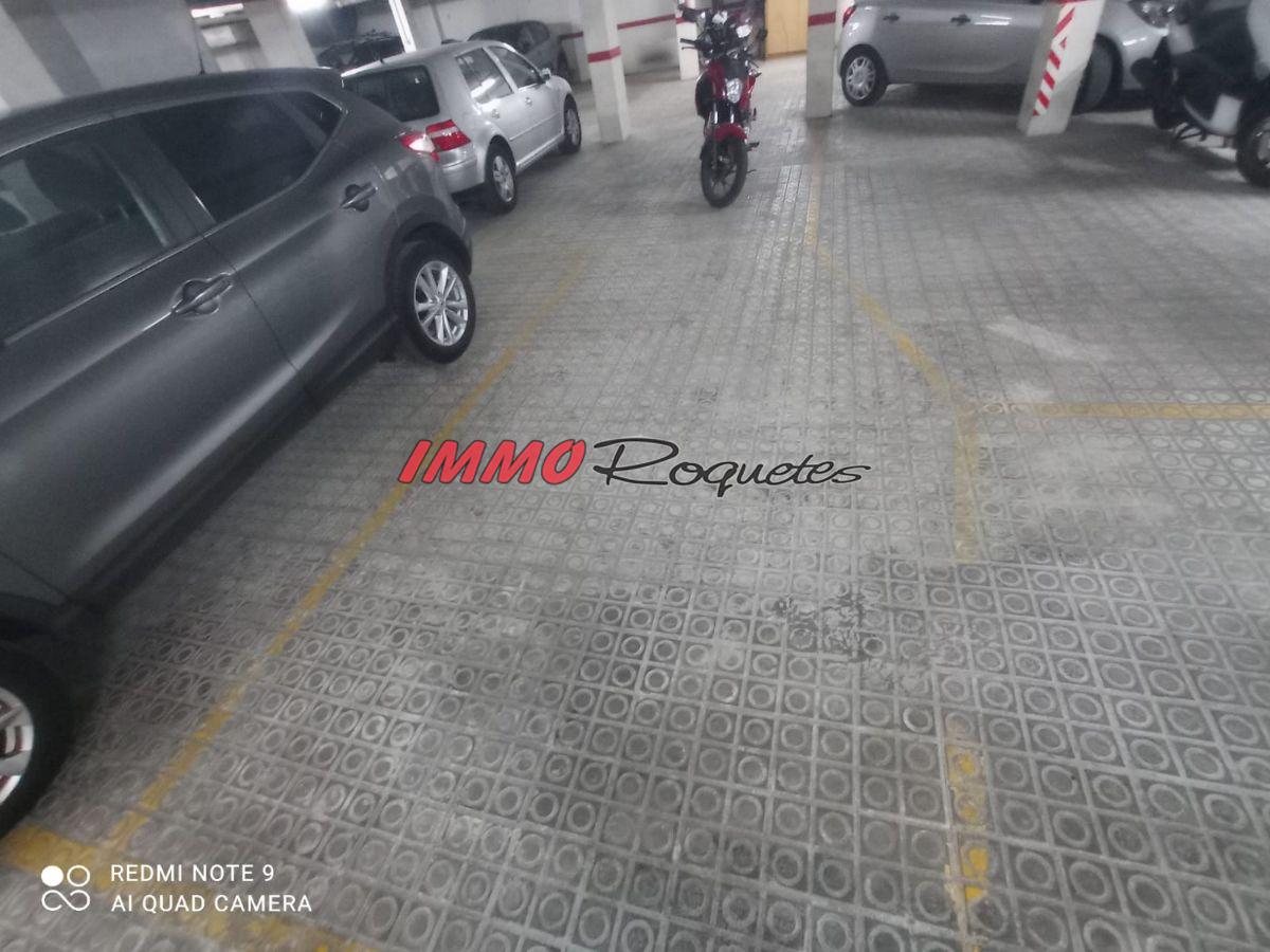 For sale of garage in Les Roquetes