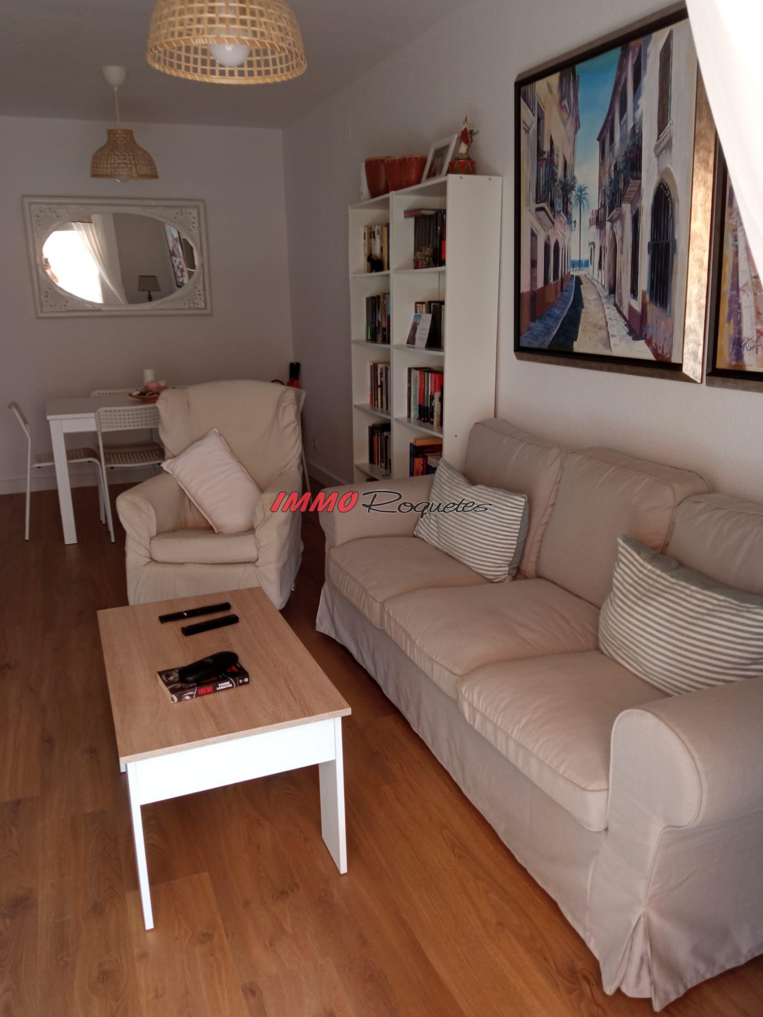 For rent of flat in Les Roquetes