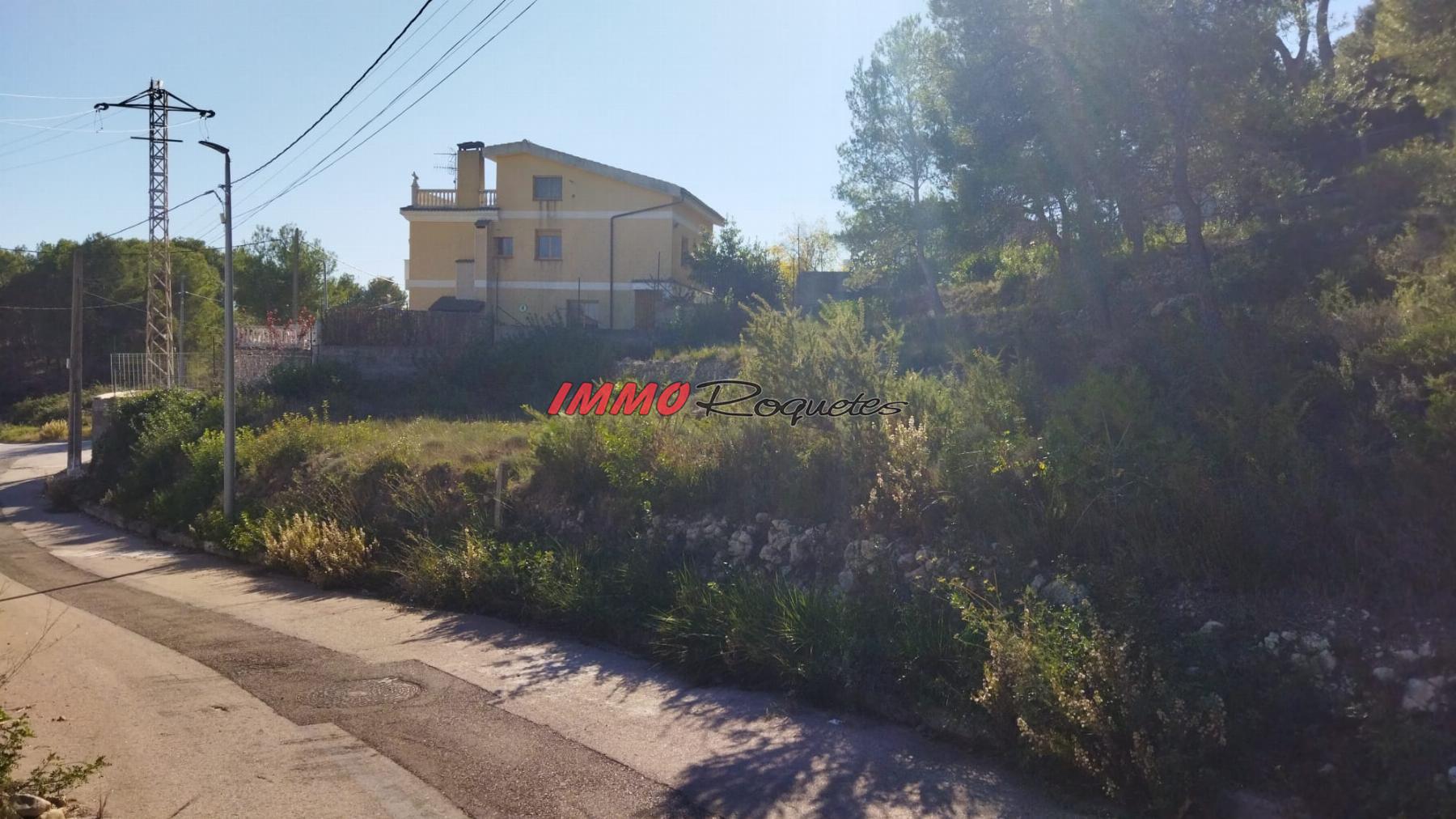 Venta de terreno en Canyelles