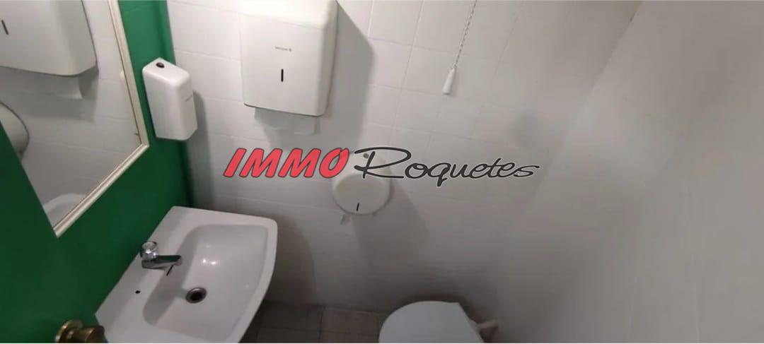 Wynajem z local comercial w Les Roquetes