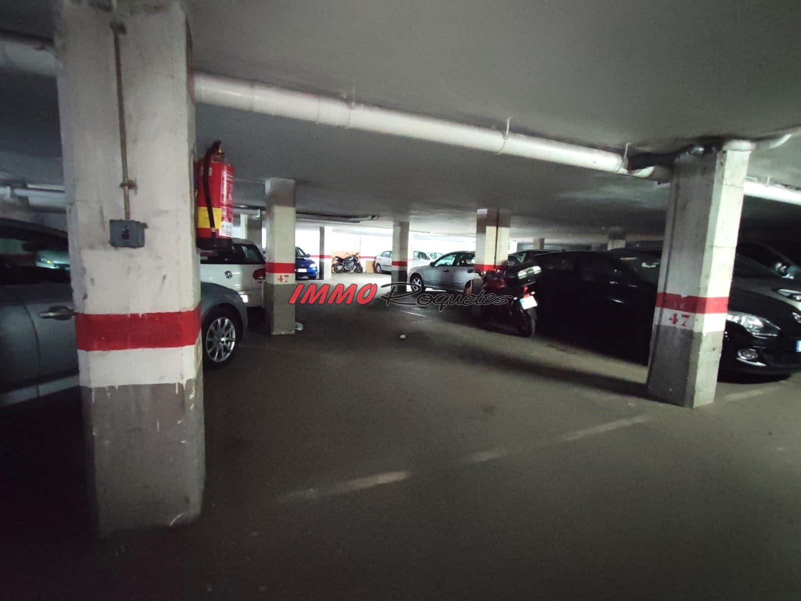 Zu verkaufen von garage in
 Les Roquetes