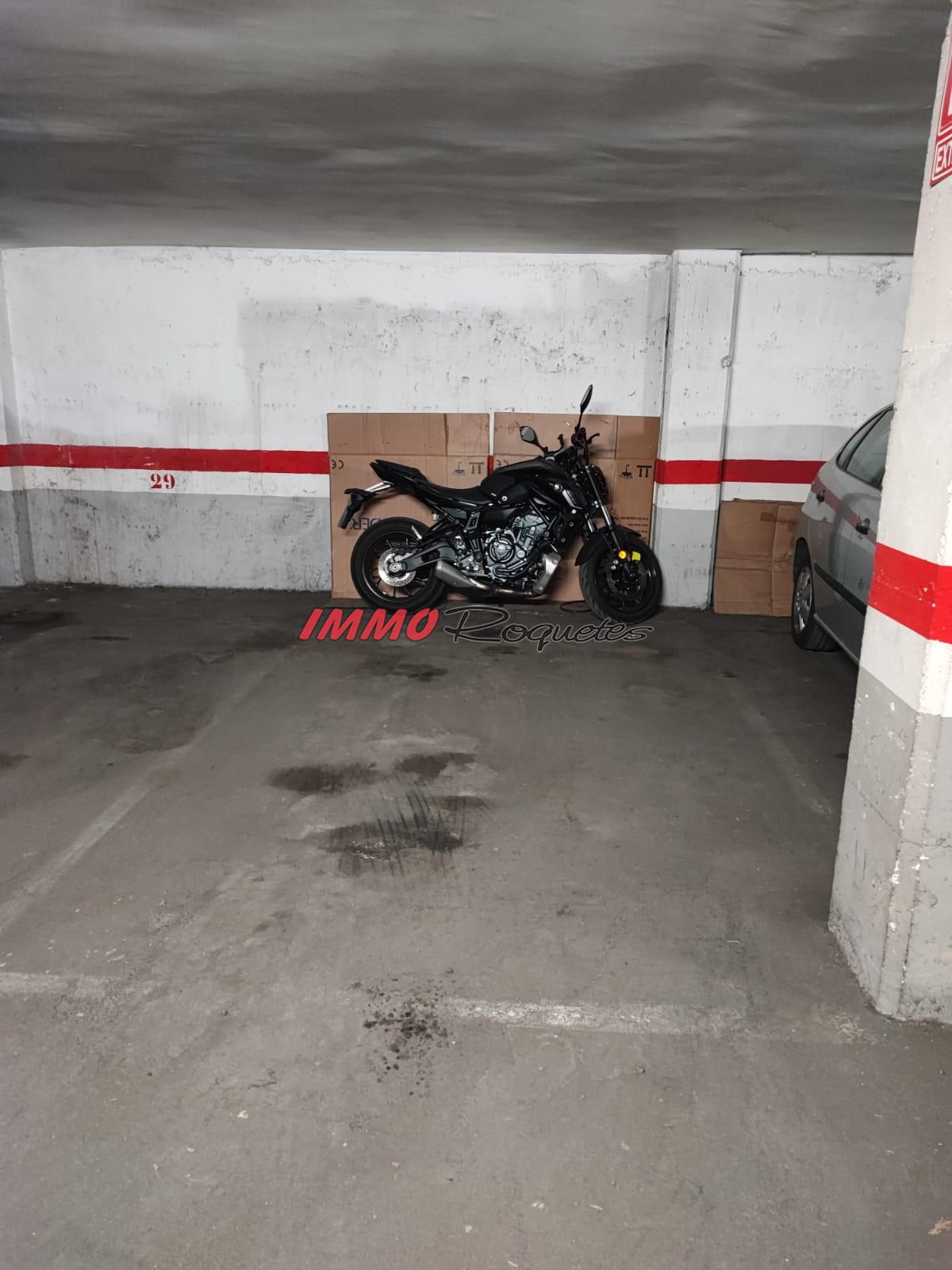 Zu verkaufen von garage in
 Les Roquetes