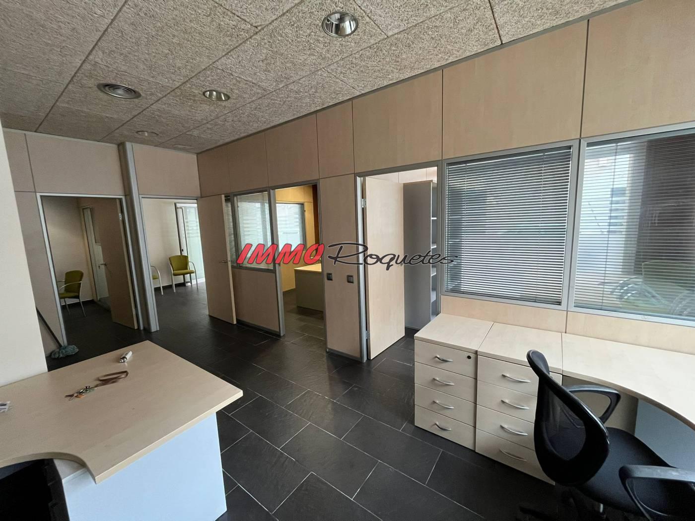 Huur van commeriéel lokaal in Les Roquetes