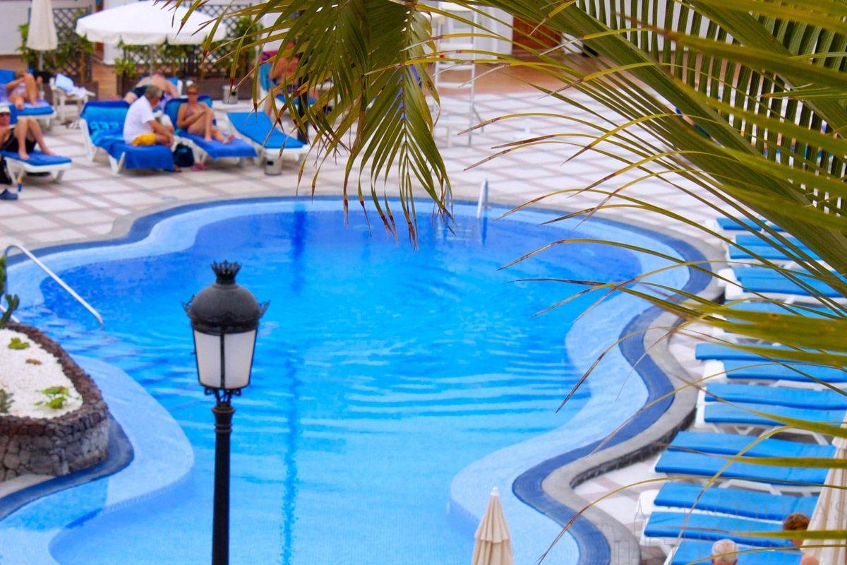 For sale of study in Arona