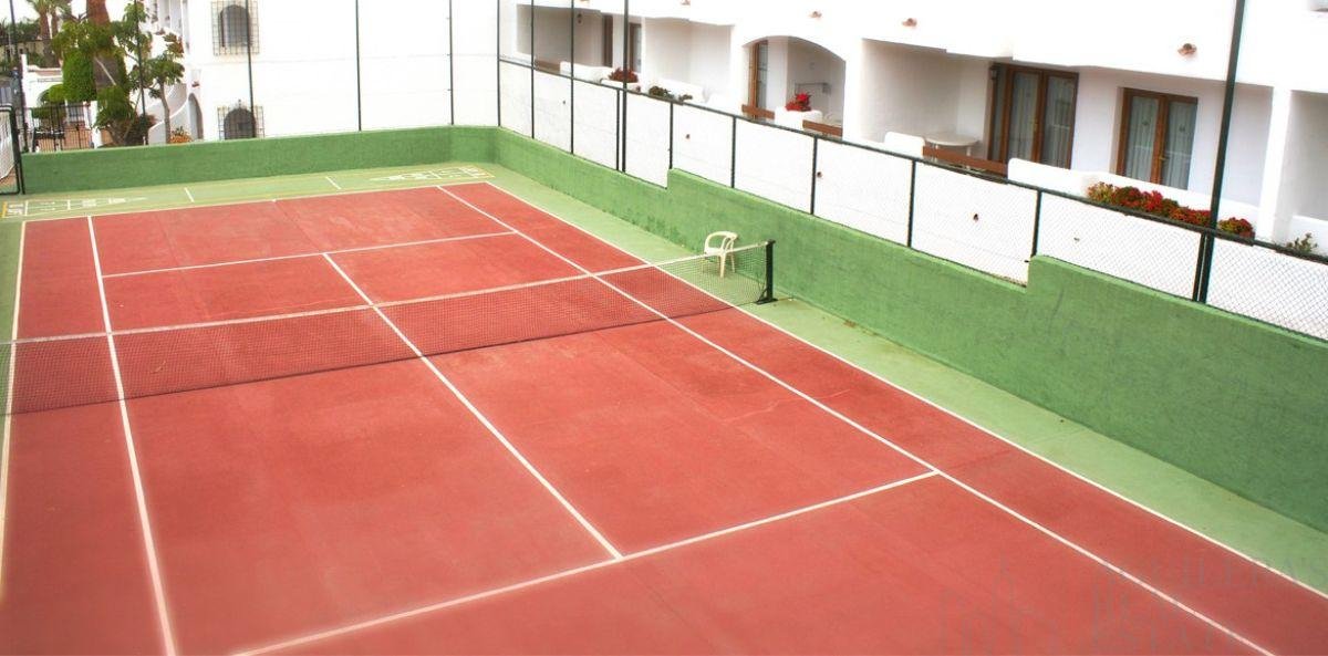 For sale of study in Arona