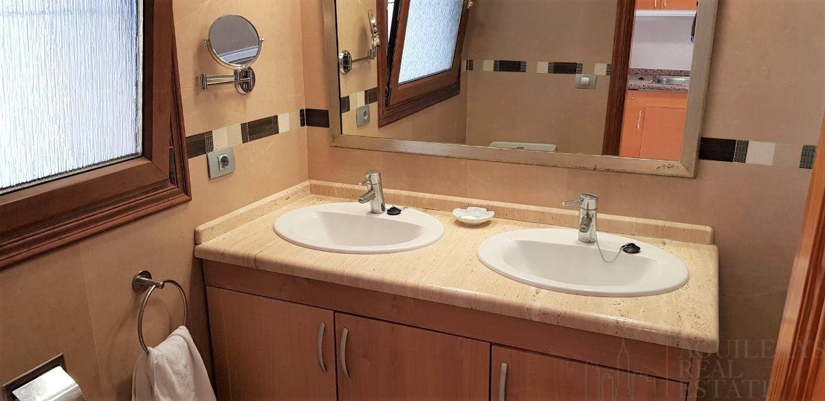 For sale of study in Arona