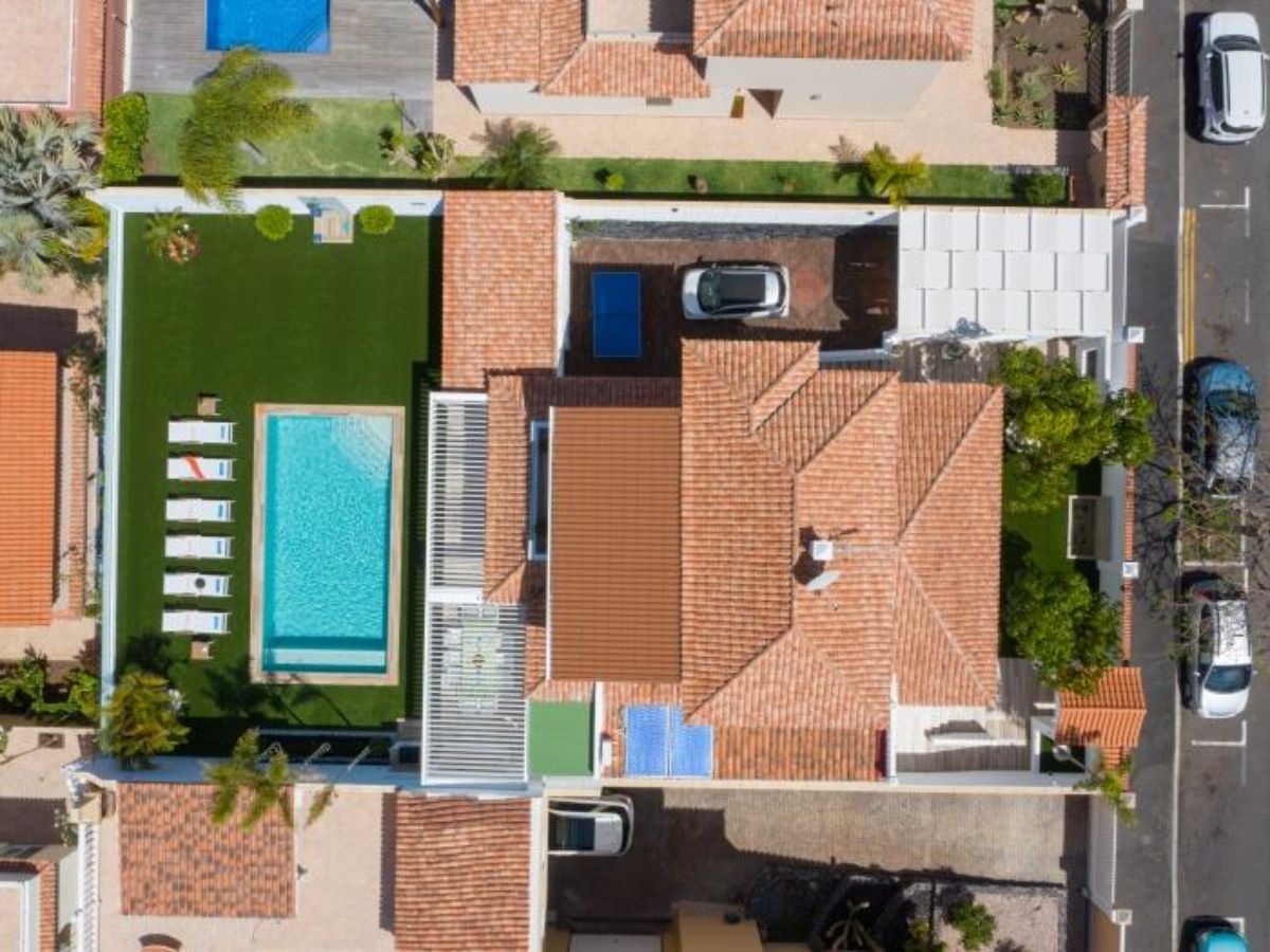 For sale of villa in Costa Adeje