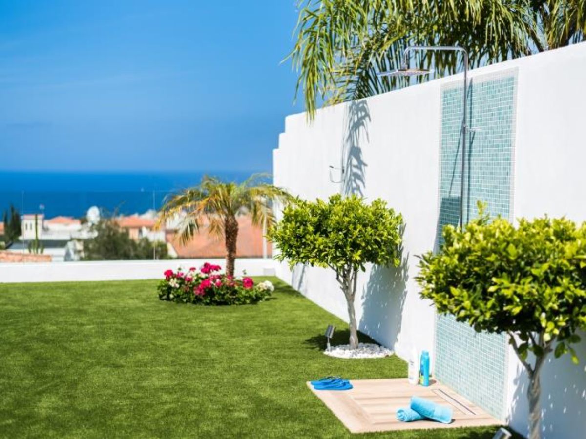 For sale of villa in Costa Adeje