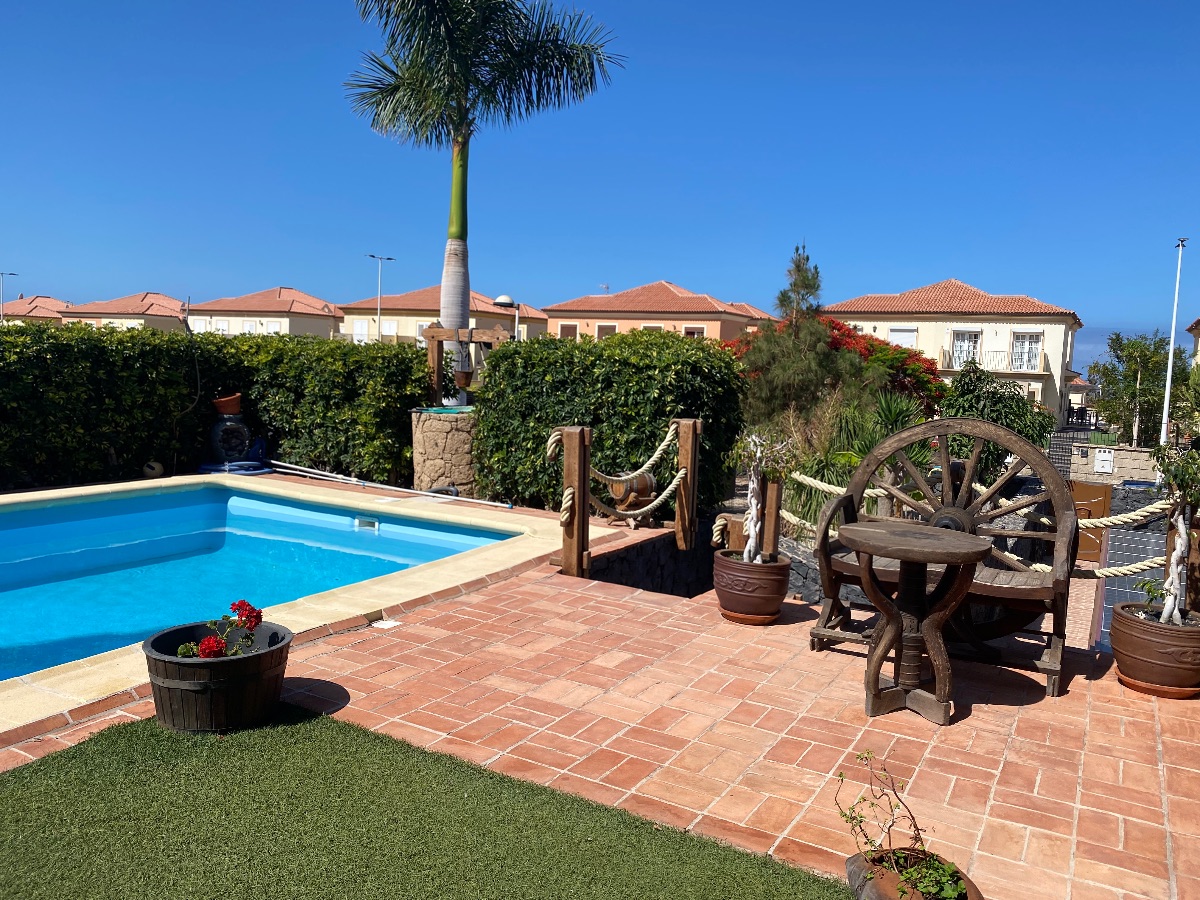 Venta de villa en Costa Adeje