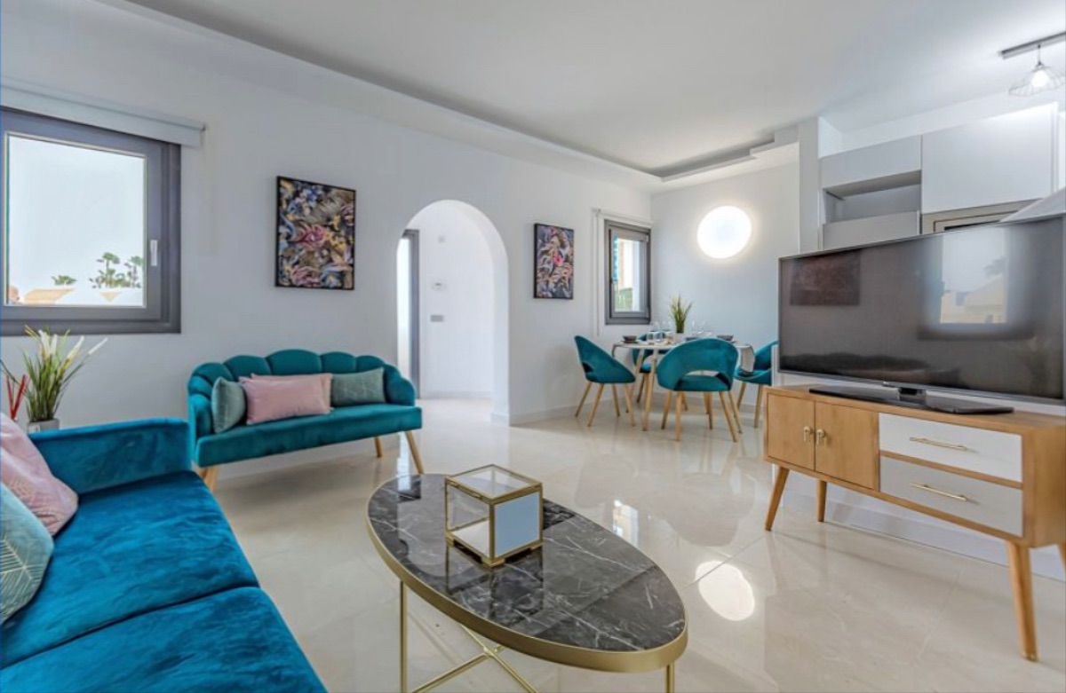 For sale of bungalow in Golf del sur