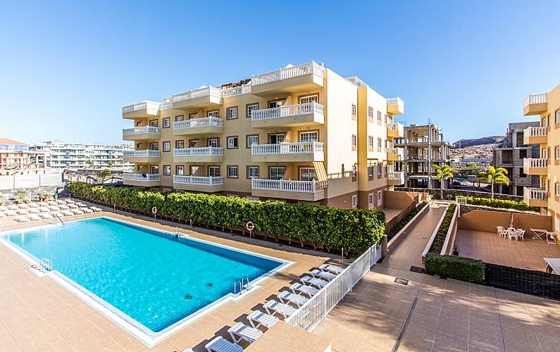 For sale of apartment in Arona
