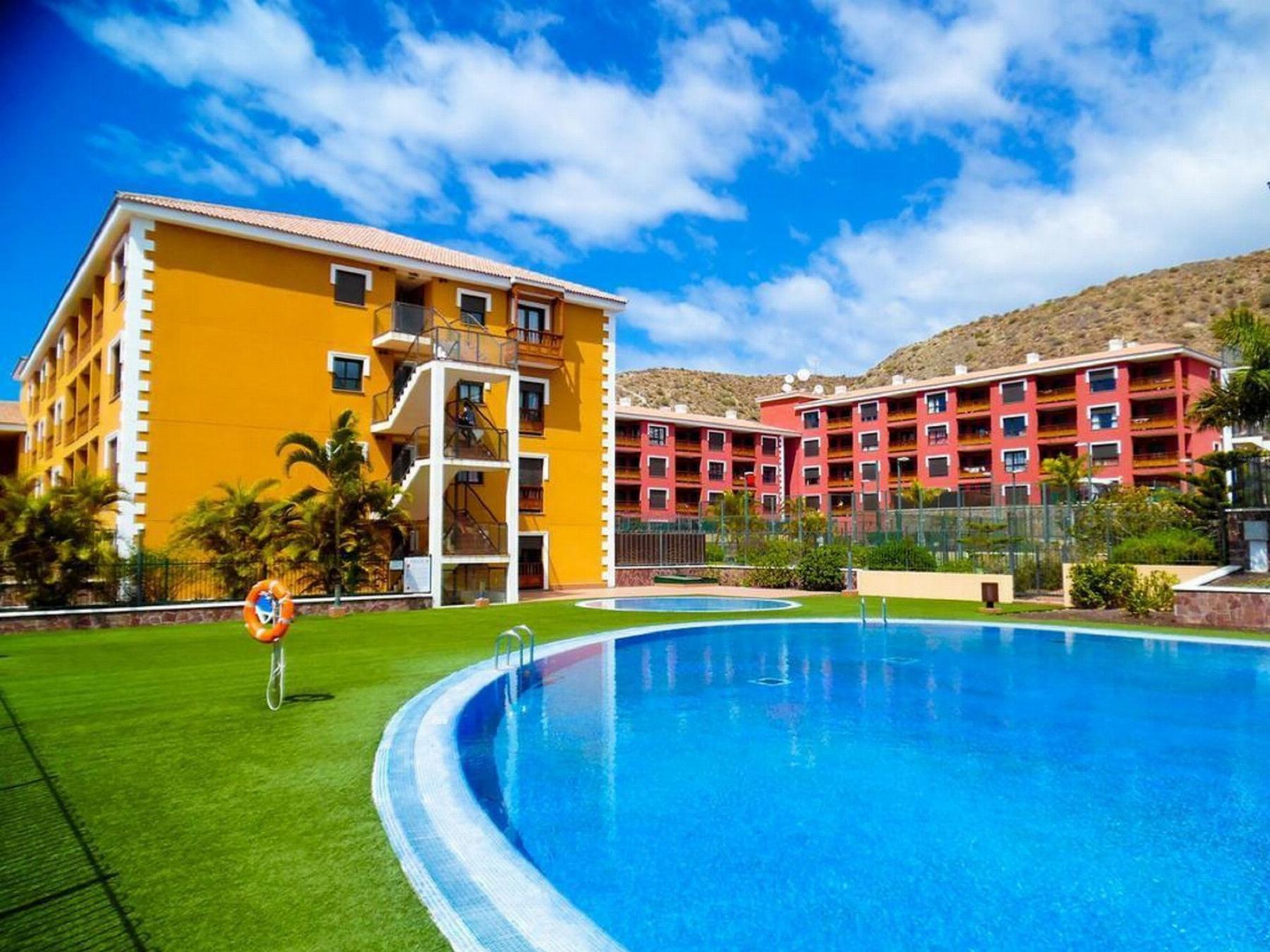 For sale of apartment in Arona