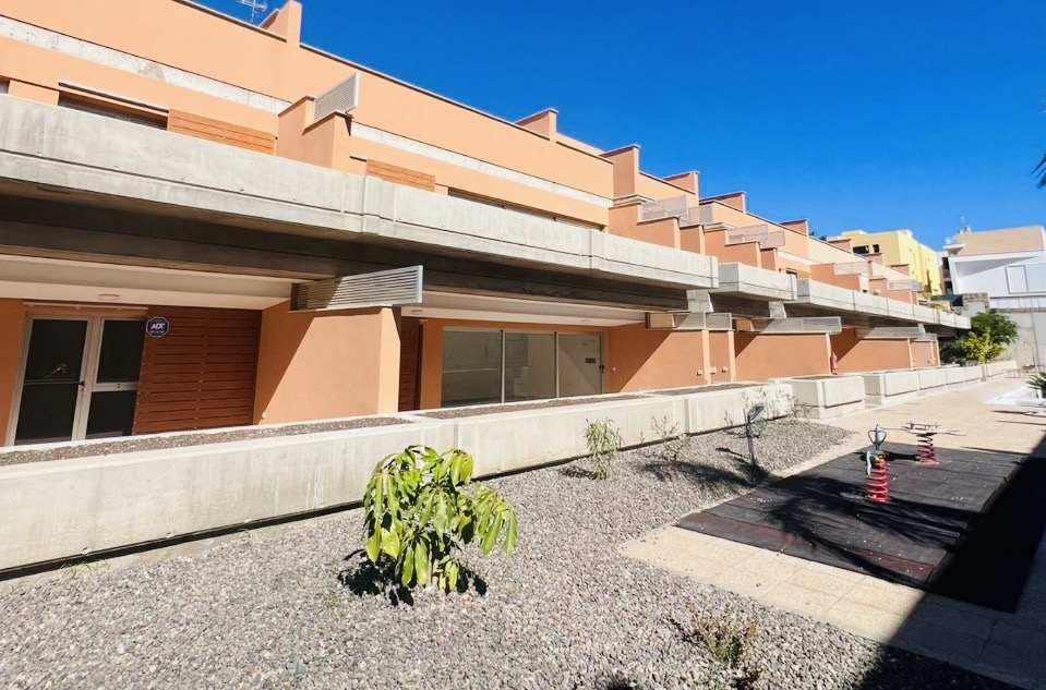 For sale of apartment in LLano del camello