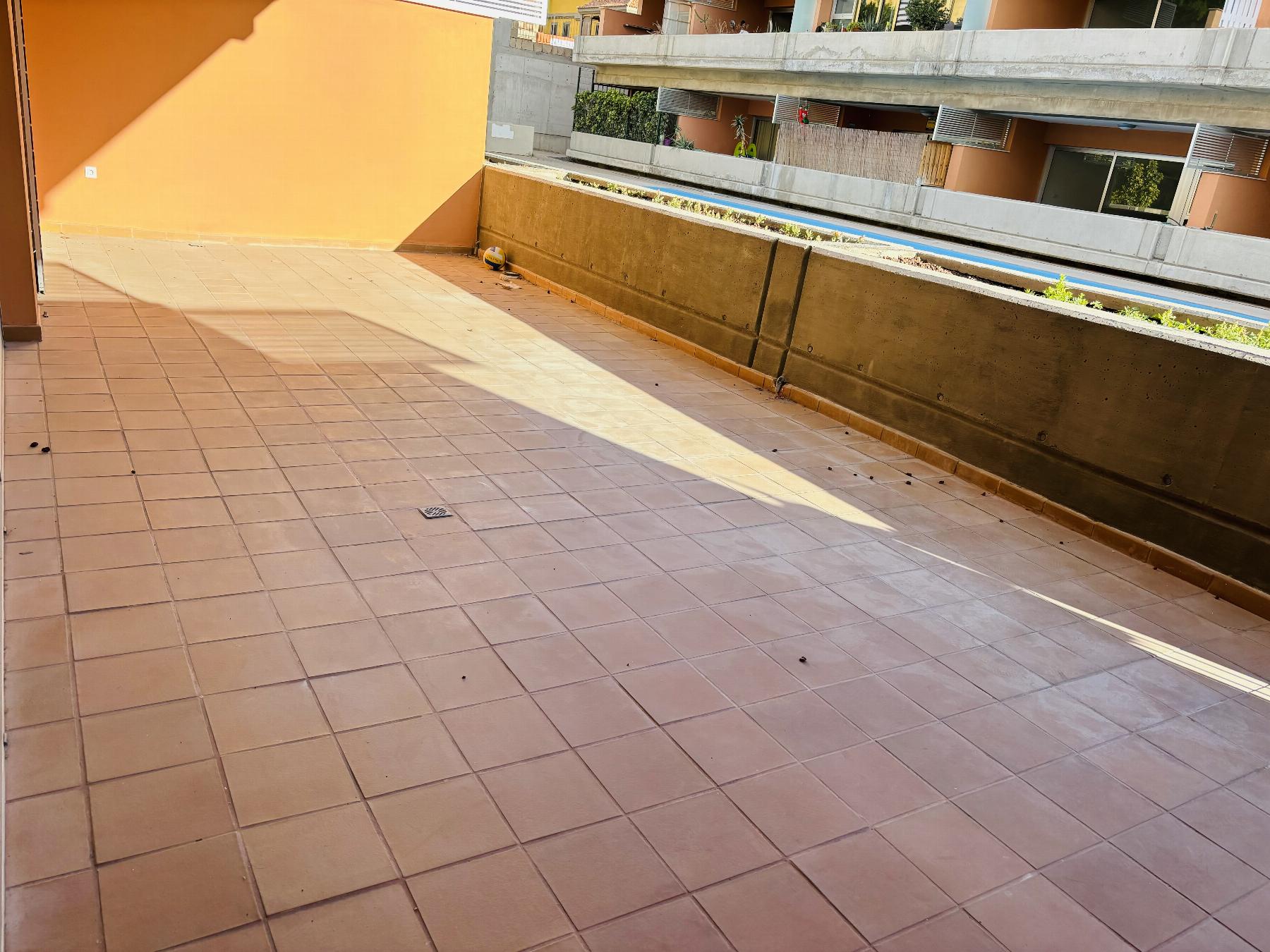 For sale of apartment in LLano del camello