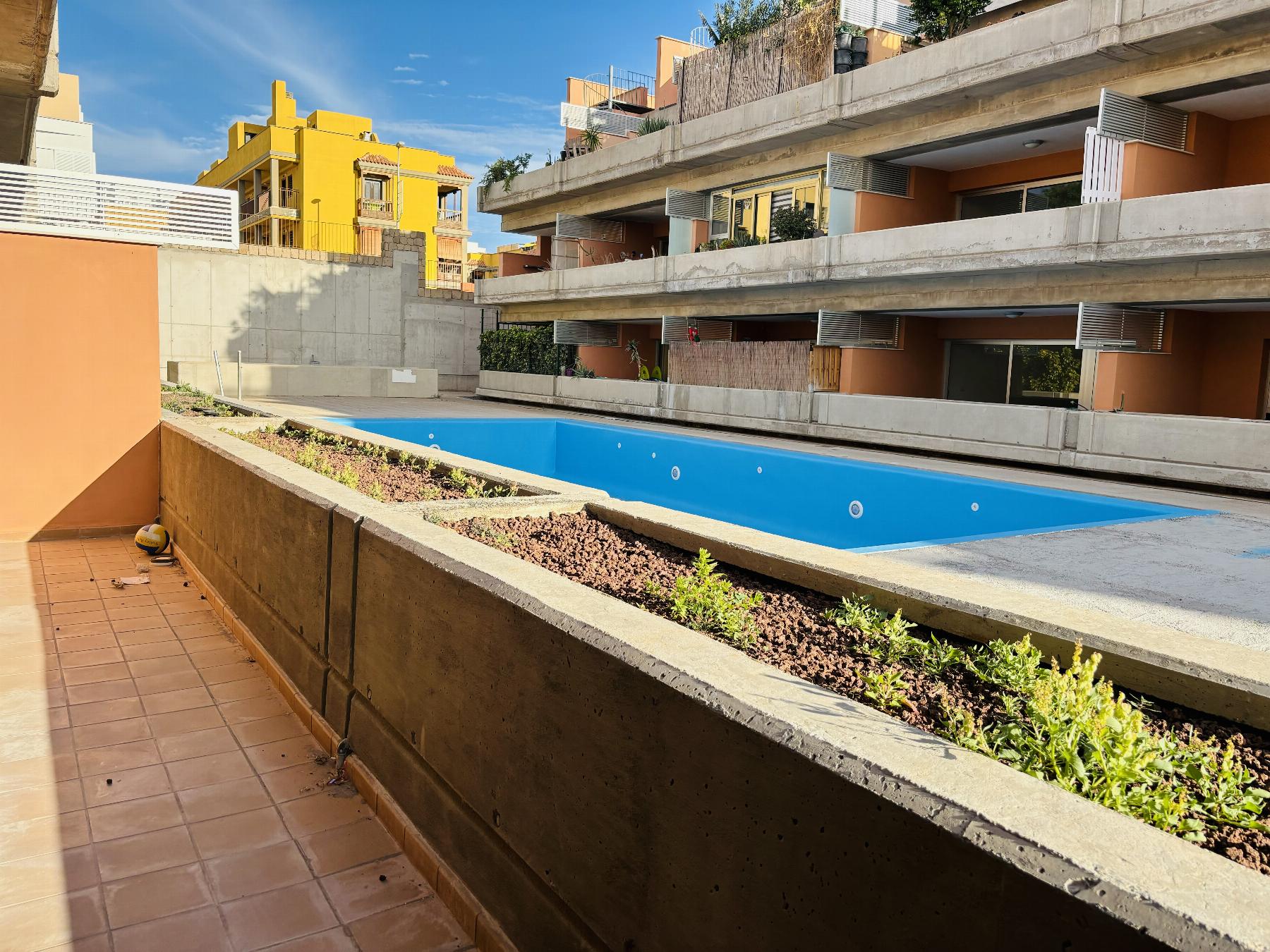 For sale of apartment in LLano del camello