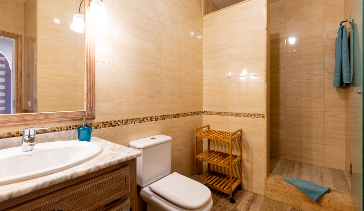 For sale of apartment in Playa de los Cristianos