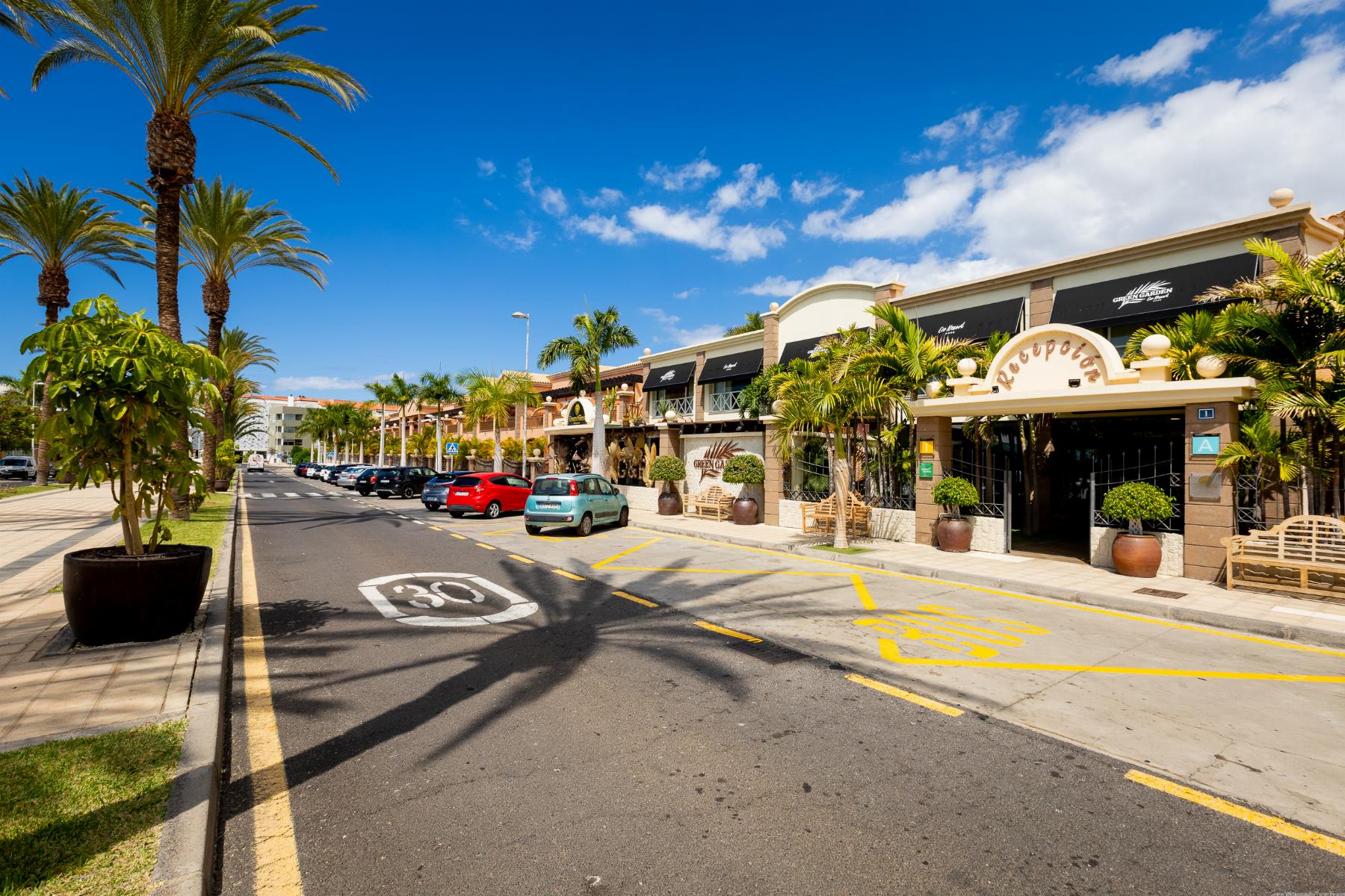 For sale of apartment in Playa de los Cristianos