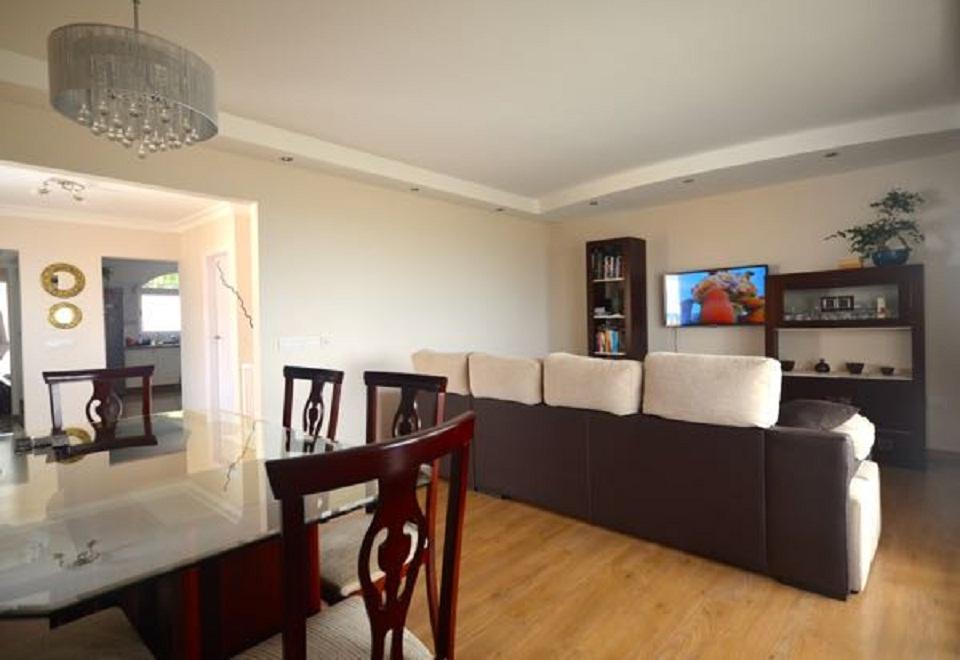 For sale of house in Arona